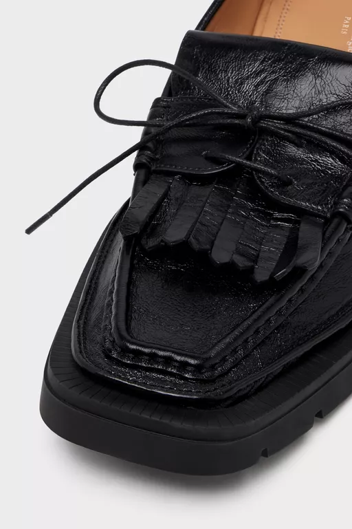 Level Fringed Loafer - Moccasins