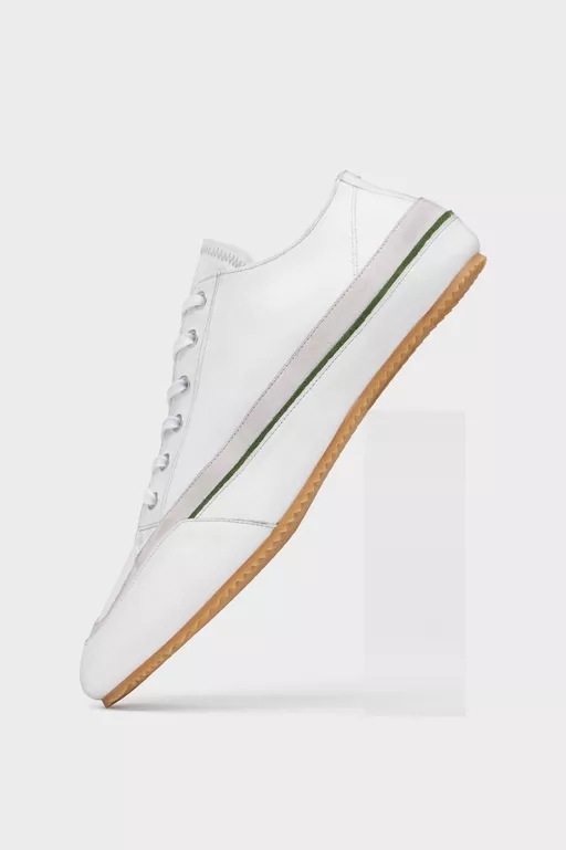 Sneakers Traveler - Sneakers