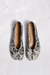 White and Black - Tabi Ballerina Crackle Flower Print
