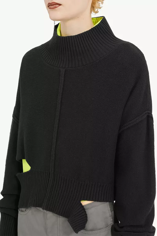 Schwarzer kastenf&ouml;rmiger Pullover mit Destroyed-Details - Strickwaren