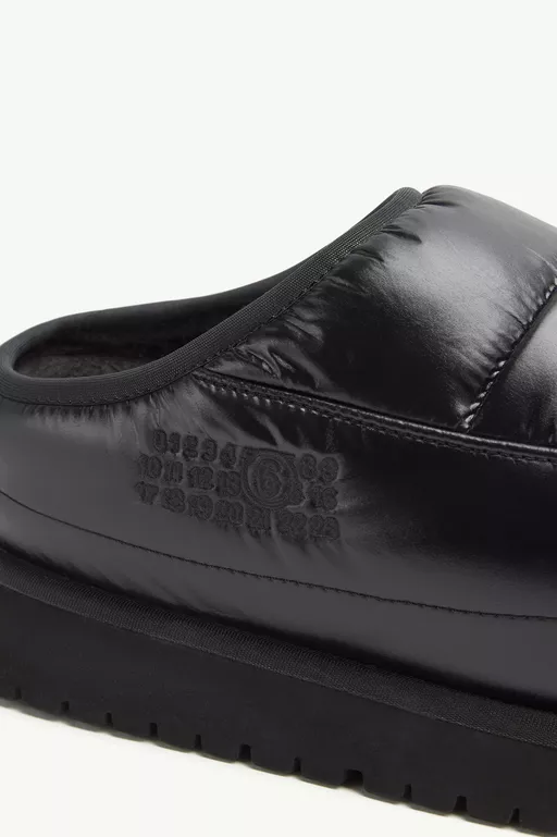 S59WX0066P5775T8013 - Slippers