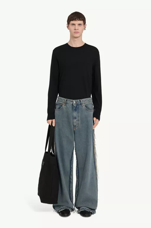 Wide-leg jeans