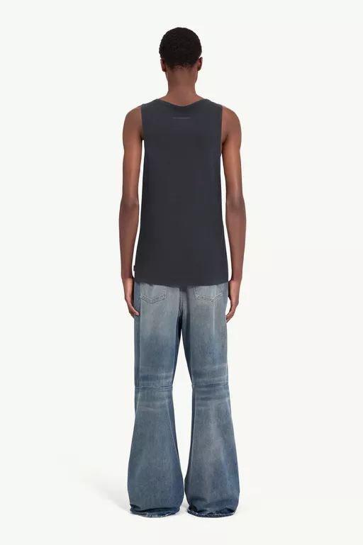Sleeveless tank top - Tops