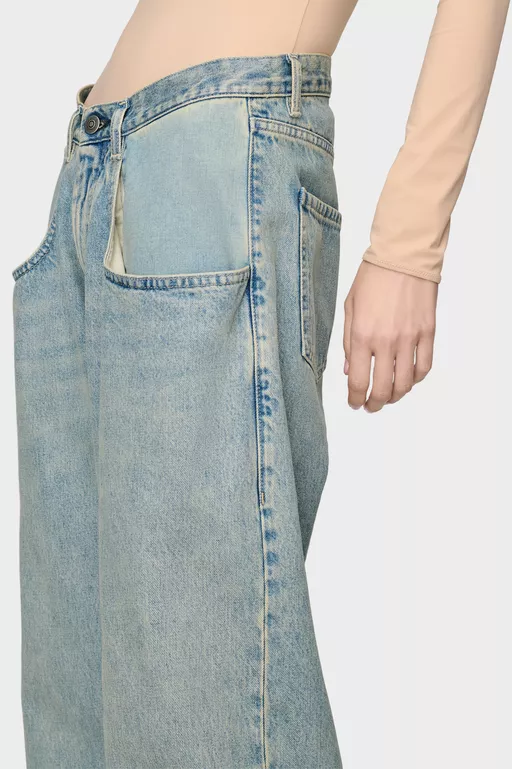 Straight-Leg Jeans - Denim