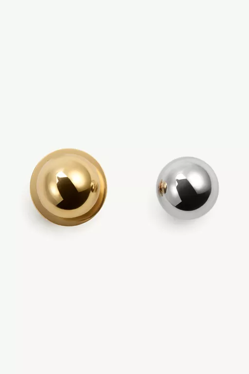 ツートーン オーブ クラスターピアス - イヤリング
