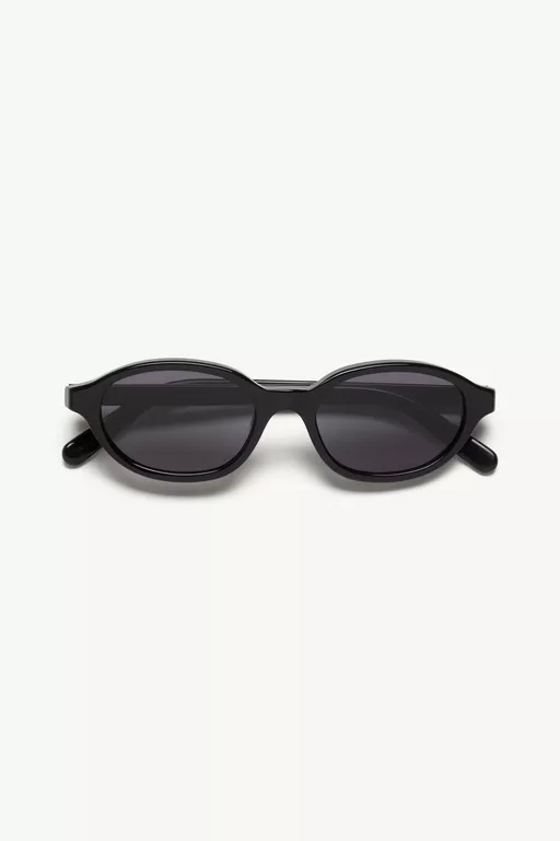 Low-profile sunglasses