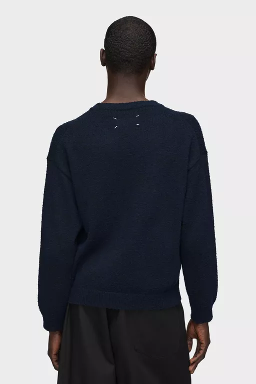 V-neck sweater - V-neck