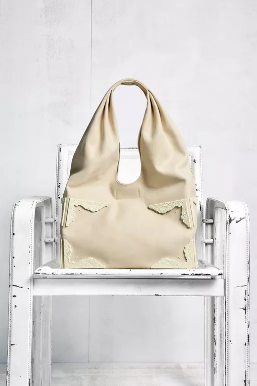 Box Bag Medium - Handbags
