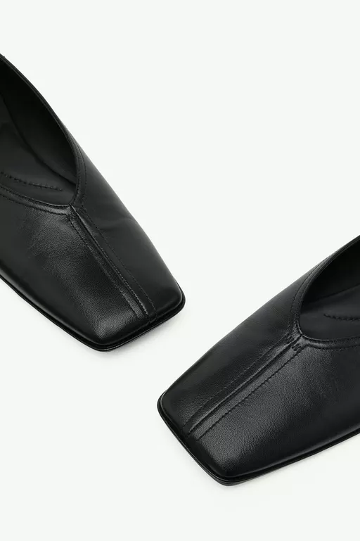 Square-toe ballerinas - Ballerinas