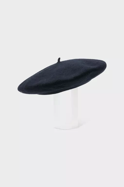 B&eacute;ret en laine feutr&eacute;e