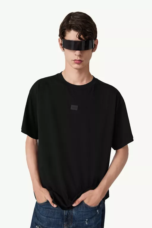 Rubber patch t-shirt - T-shirts