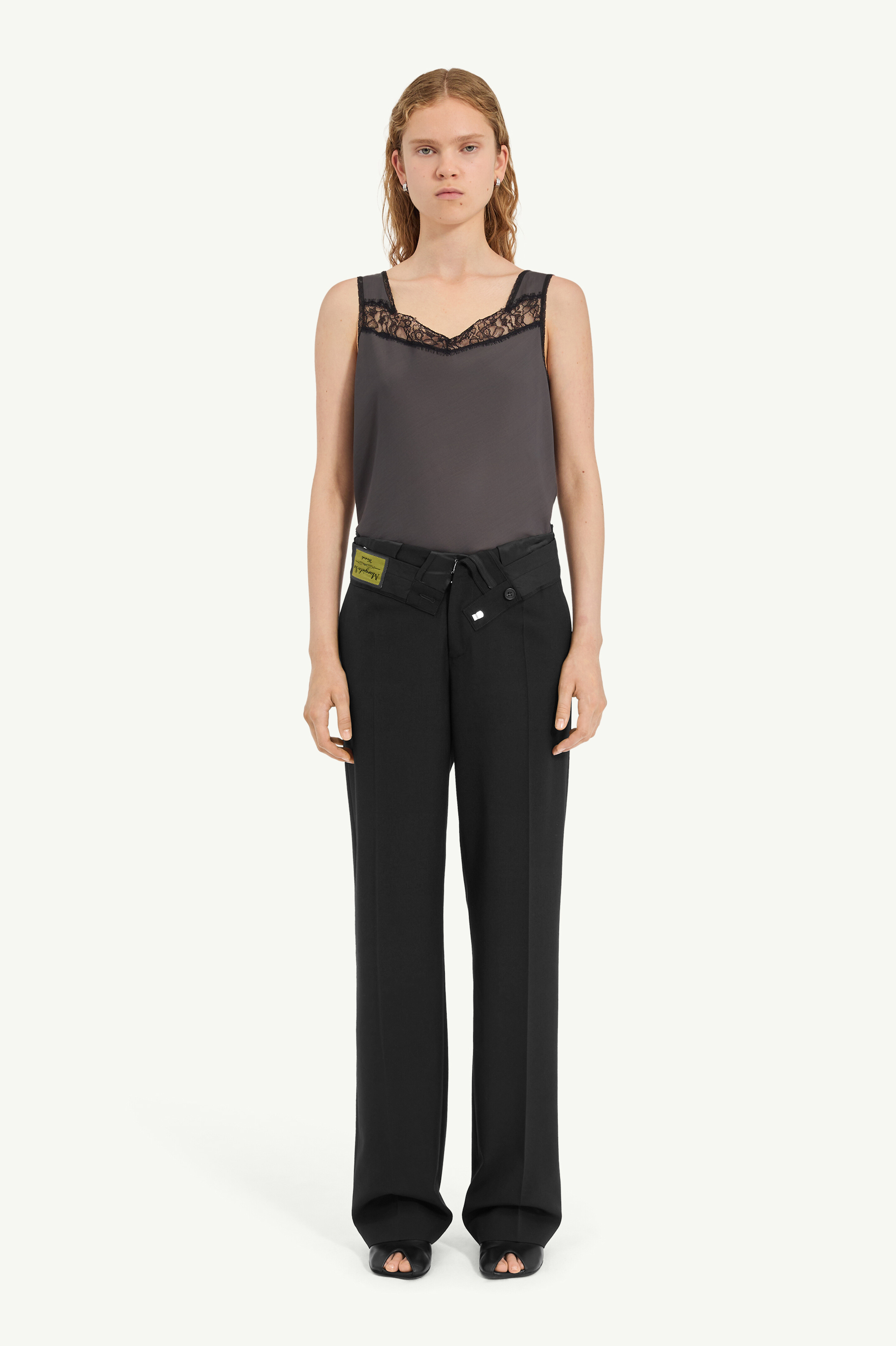 Pantalon &agrave; taille renvers&eacute;e