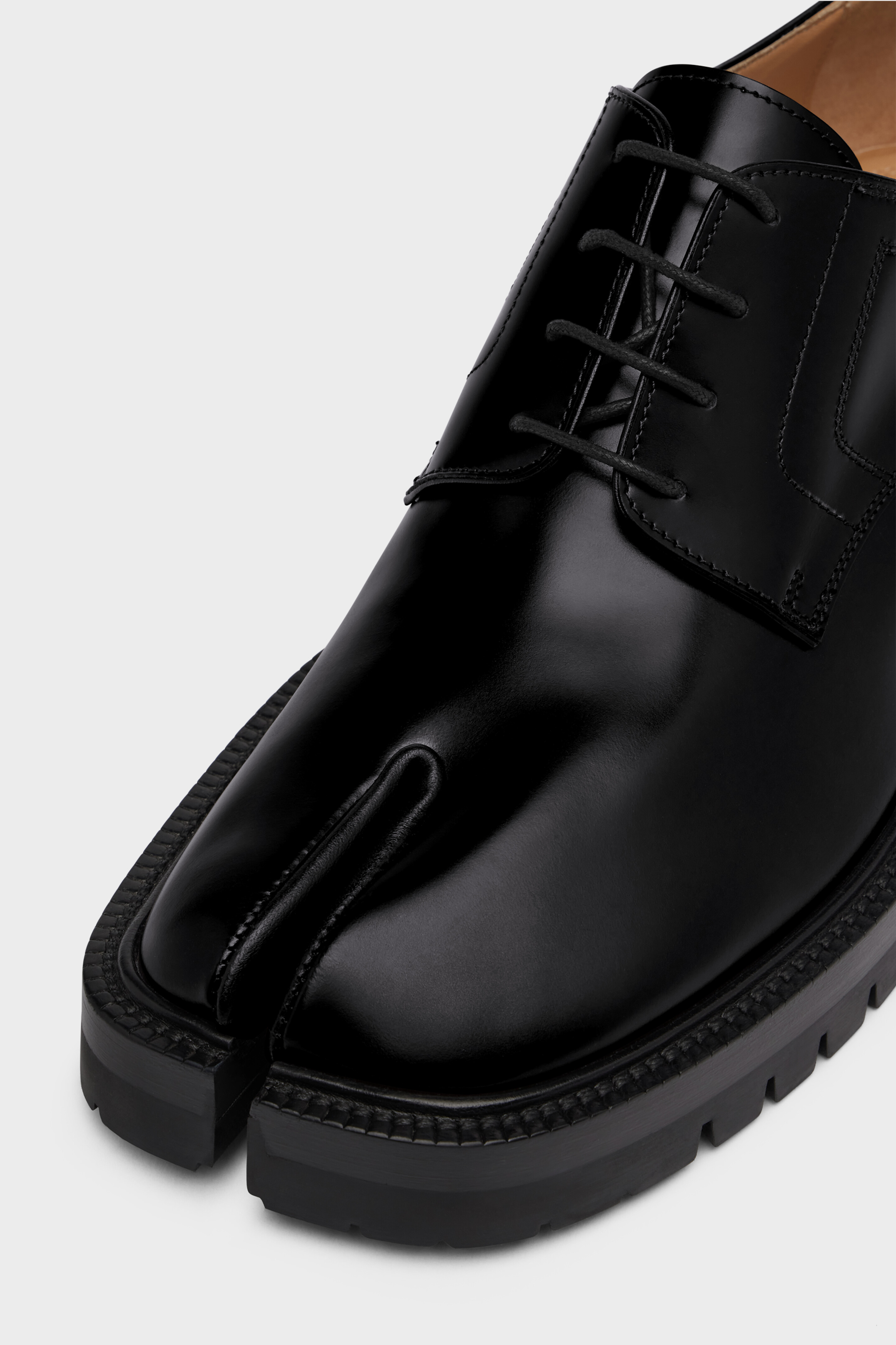Women's Black Leather Tabi Lace-Ups | Maison Margiela