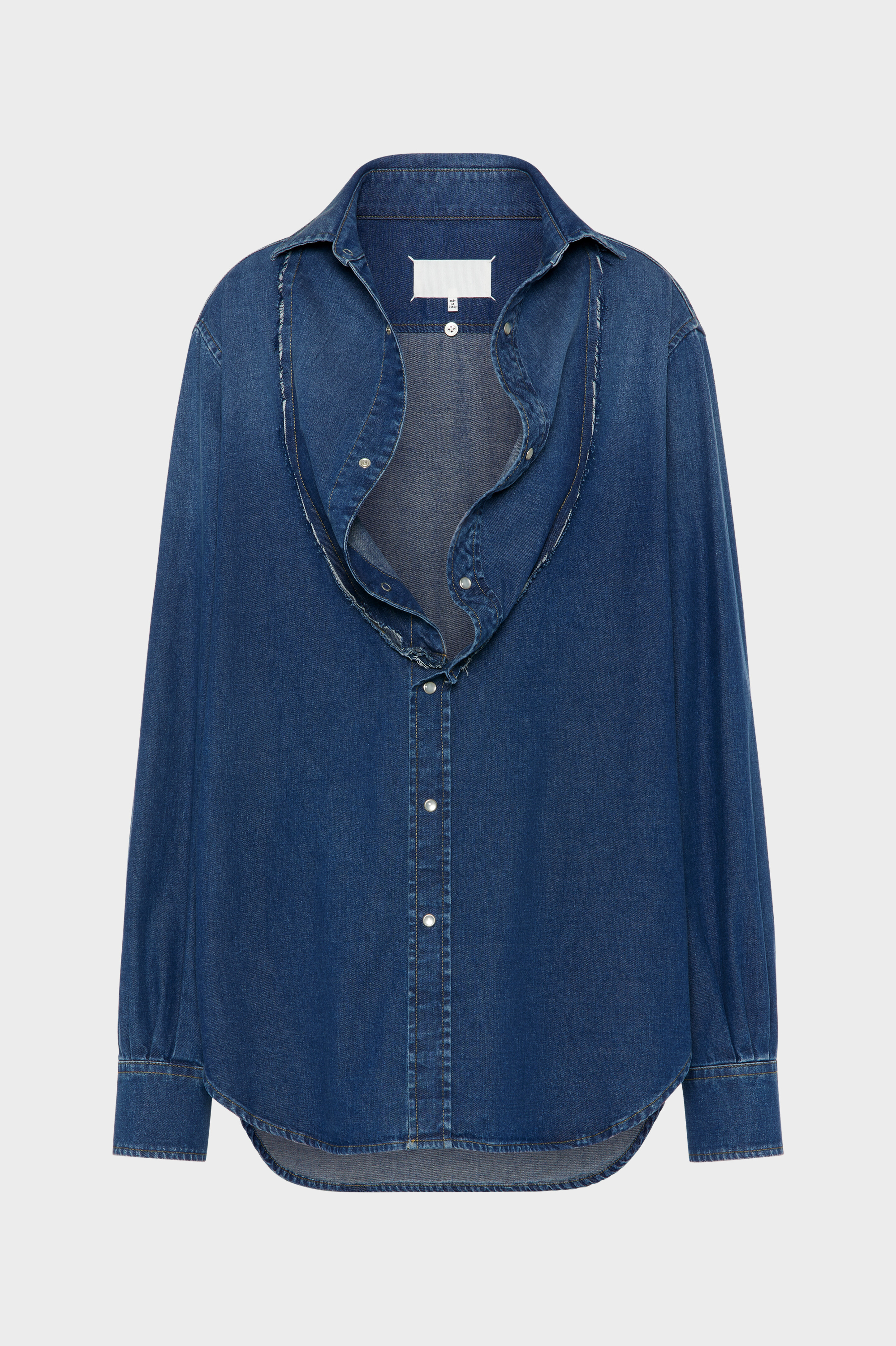Camisa vaquera con cuello plegado