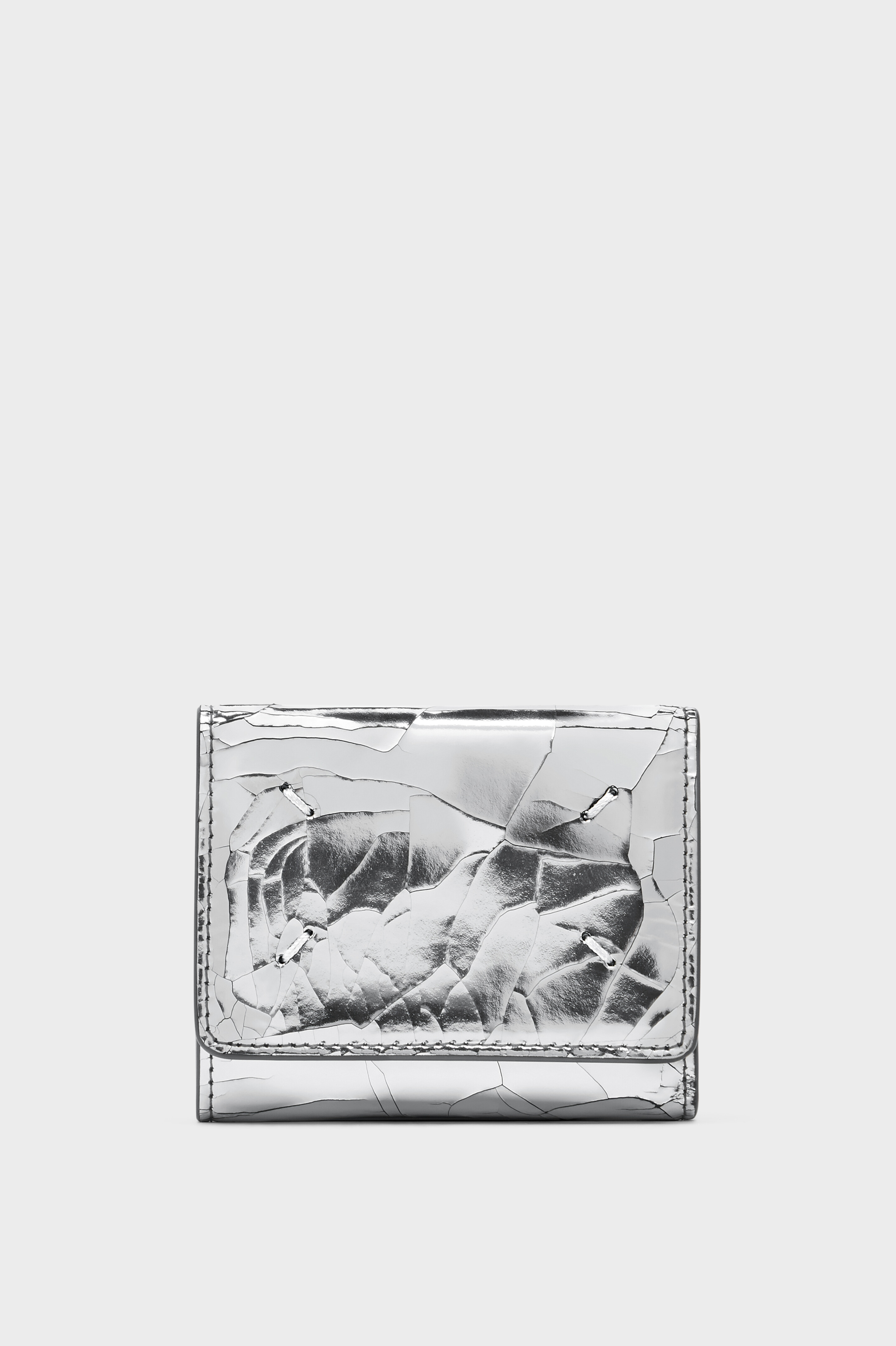 Tri-fold wallet