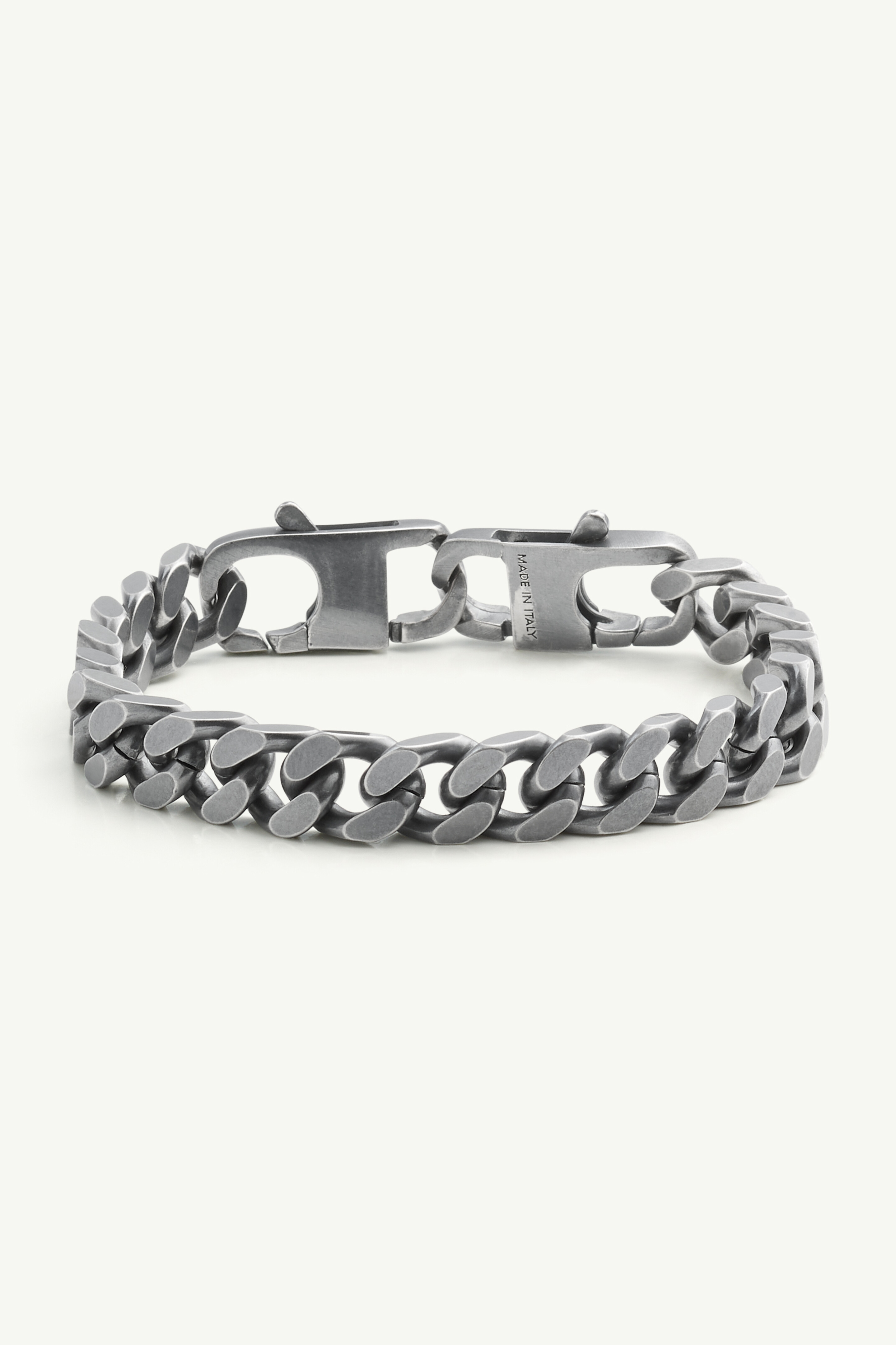 Burnished chain bracelet
