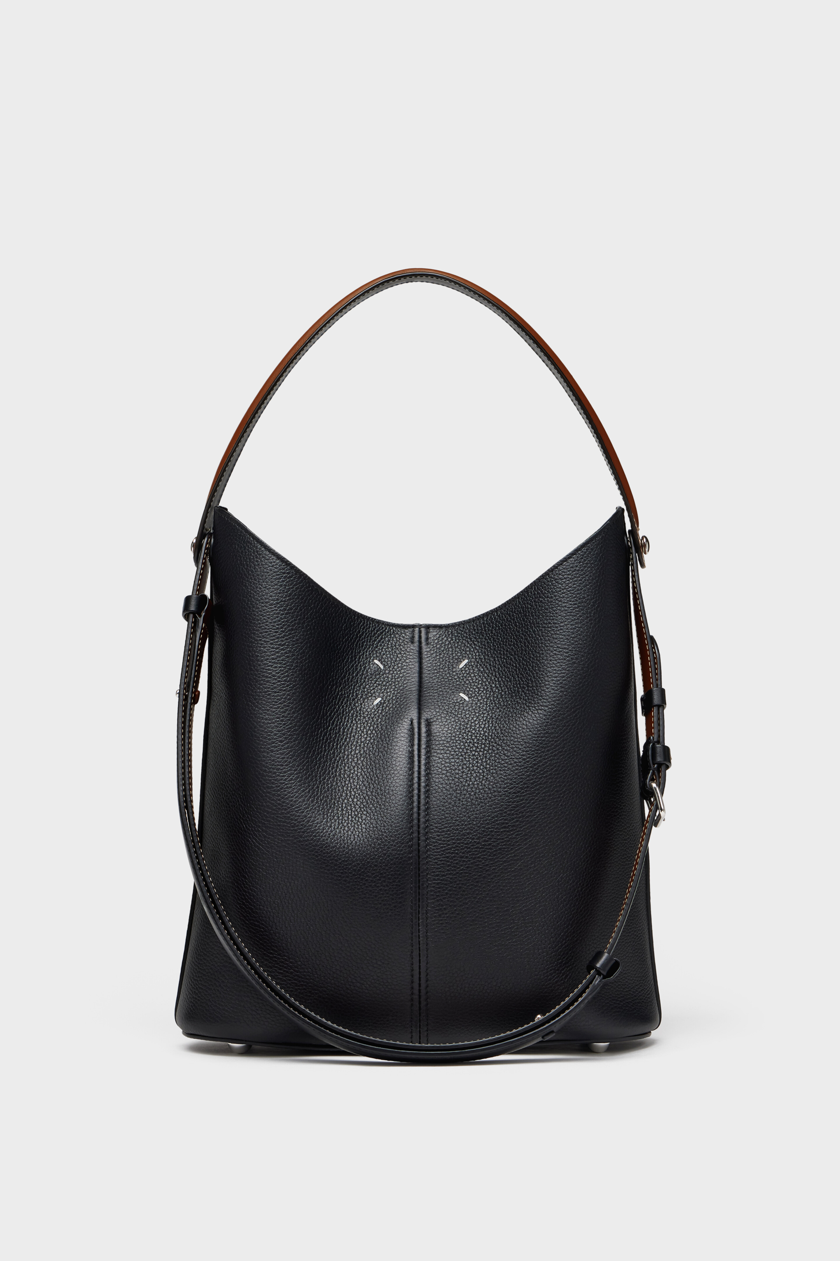 Dress-age Hobo