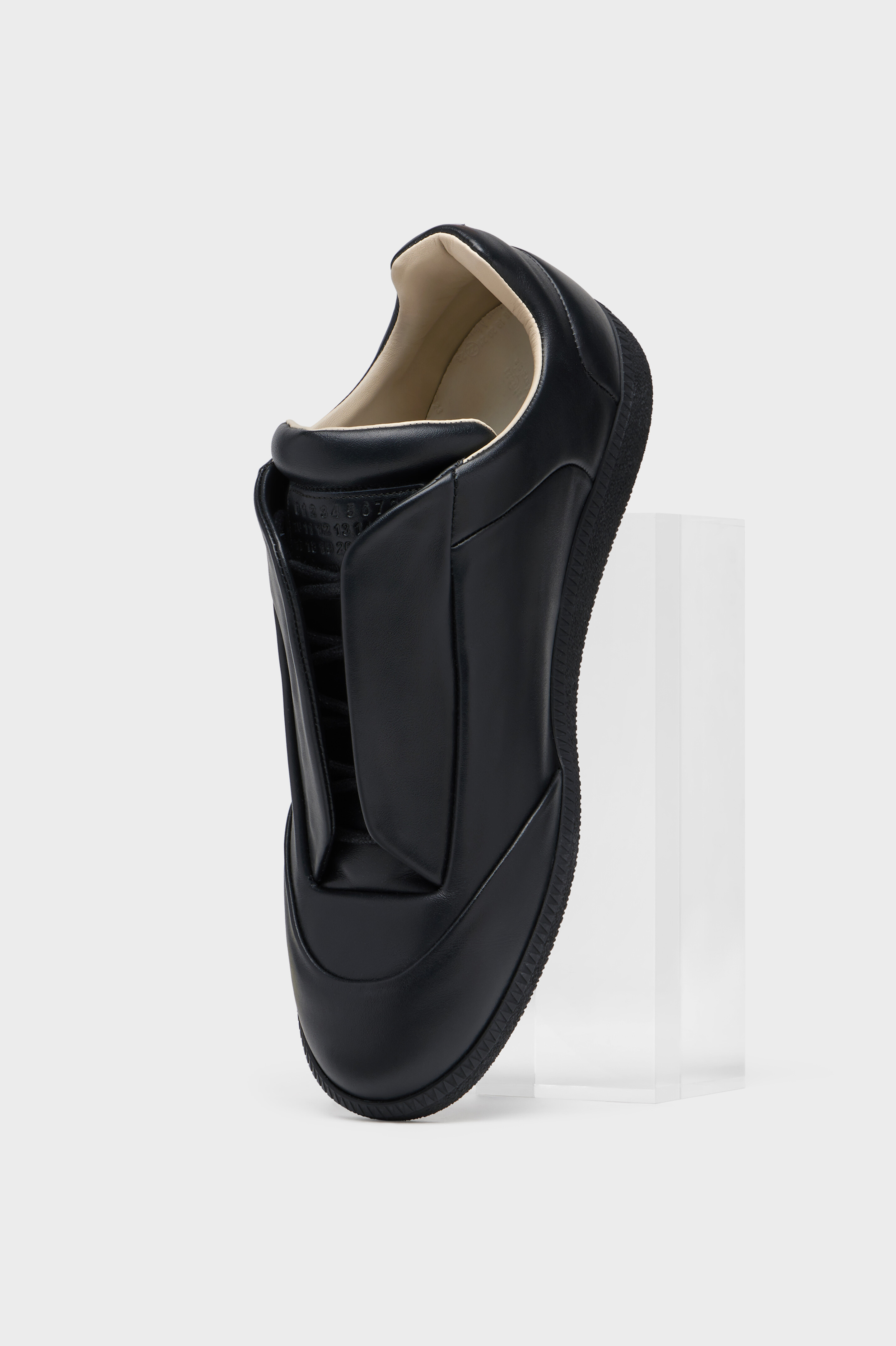 Future Low-Top