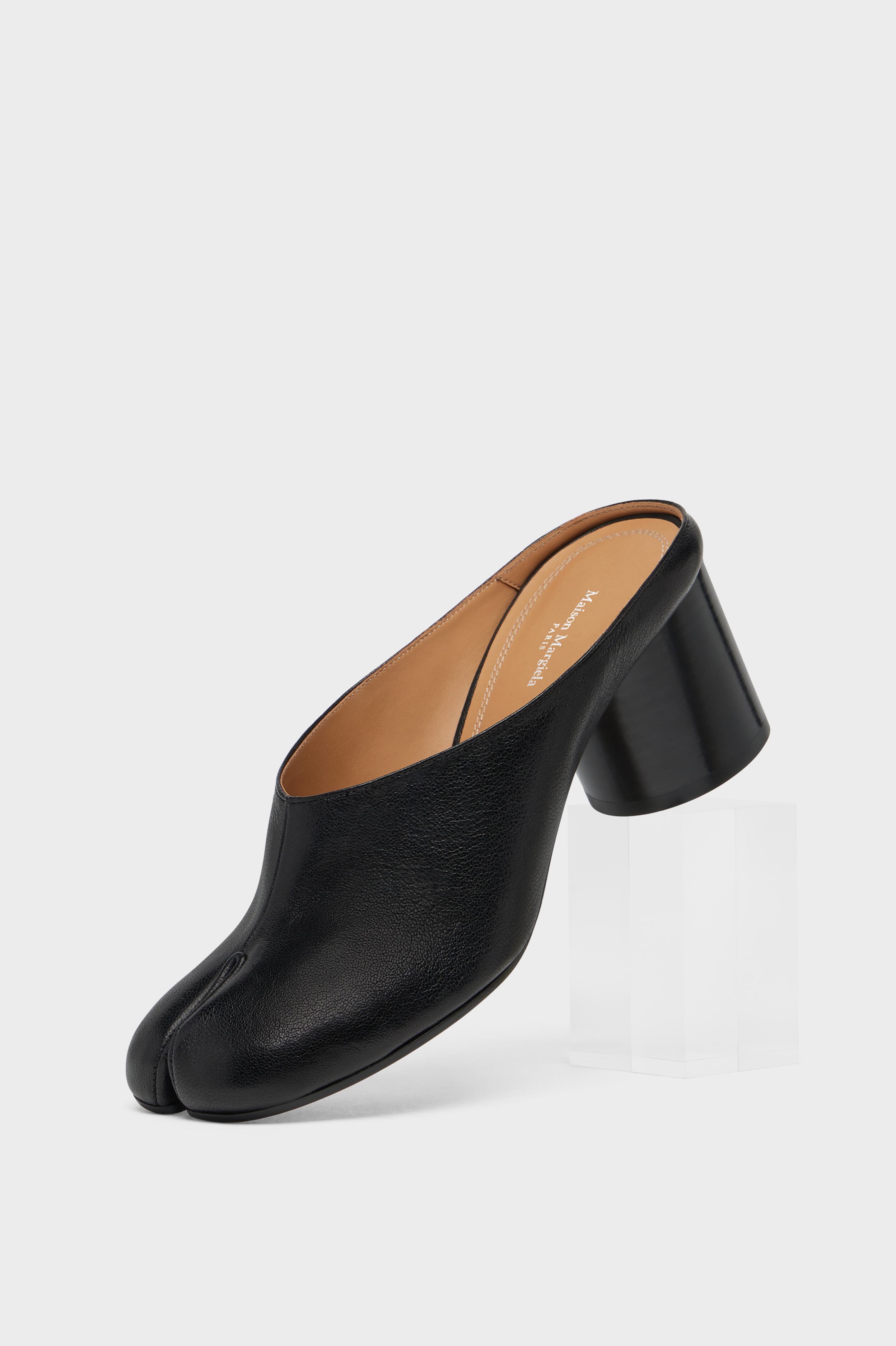 Tabi d&eacute;collet&eacute; mule