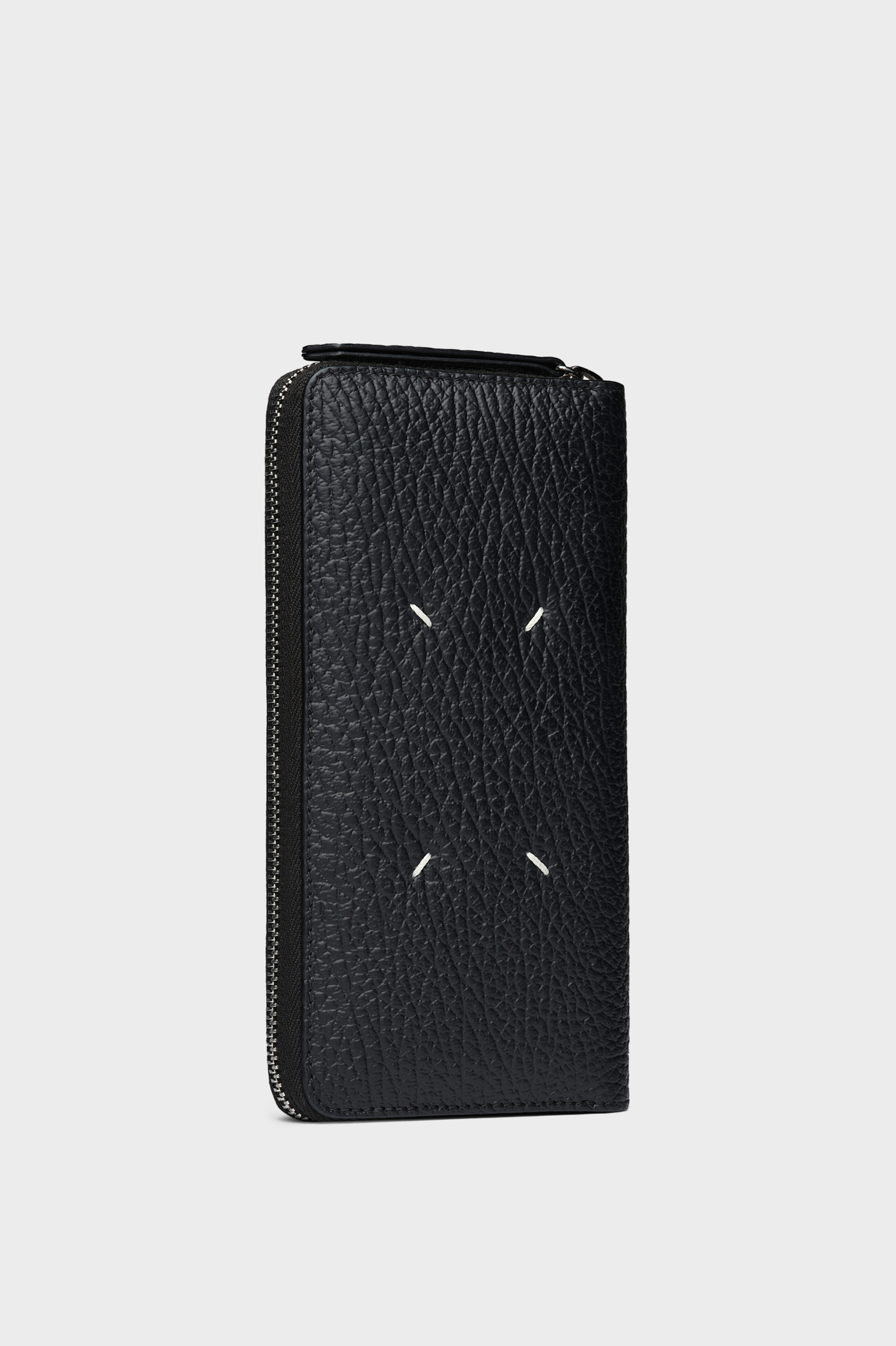 Four stitches zip-around wallet