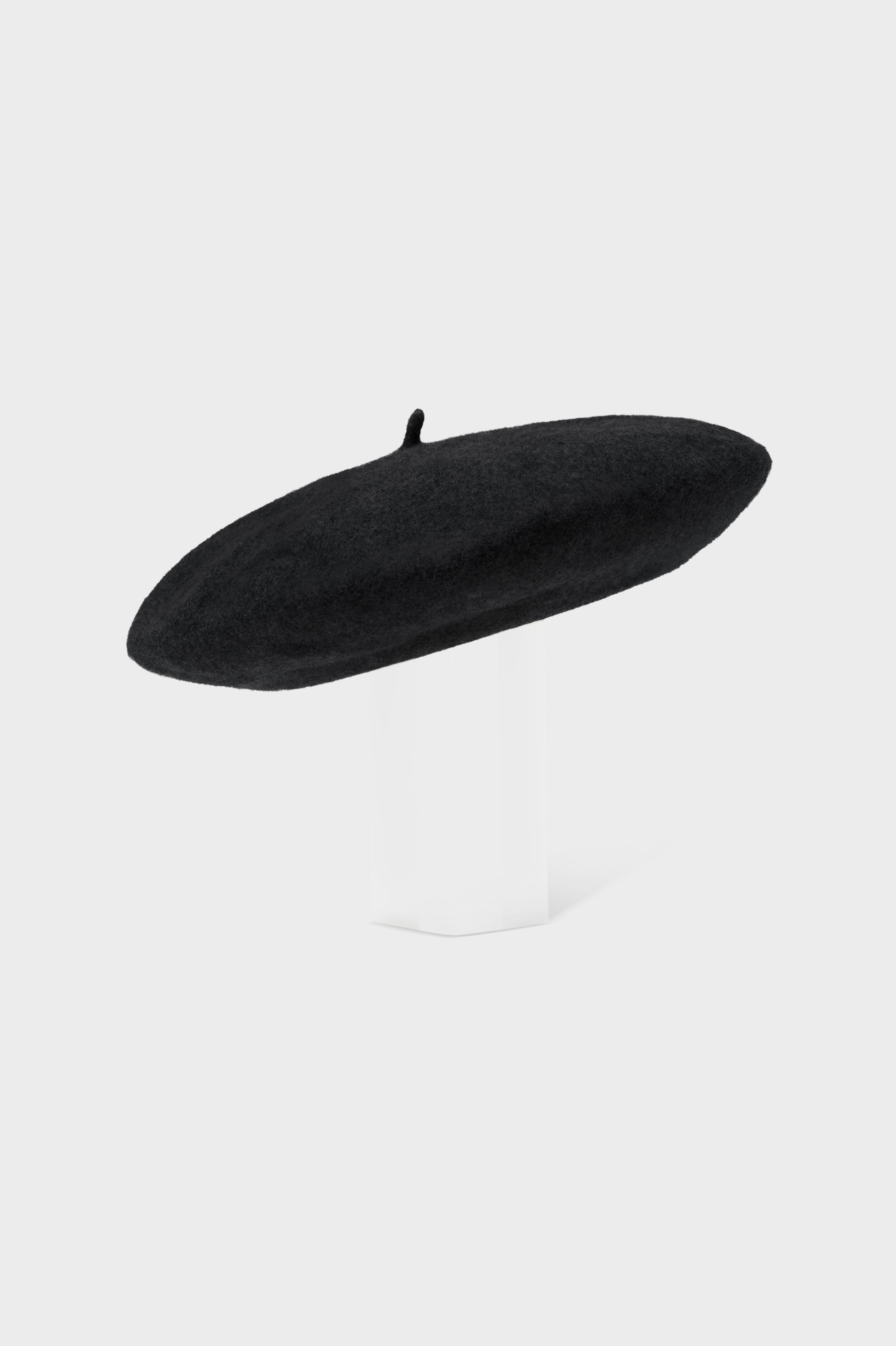 B&eacute;ret en laine feutr&eacute;e