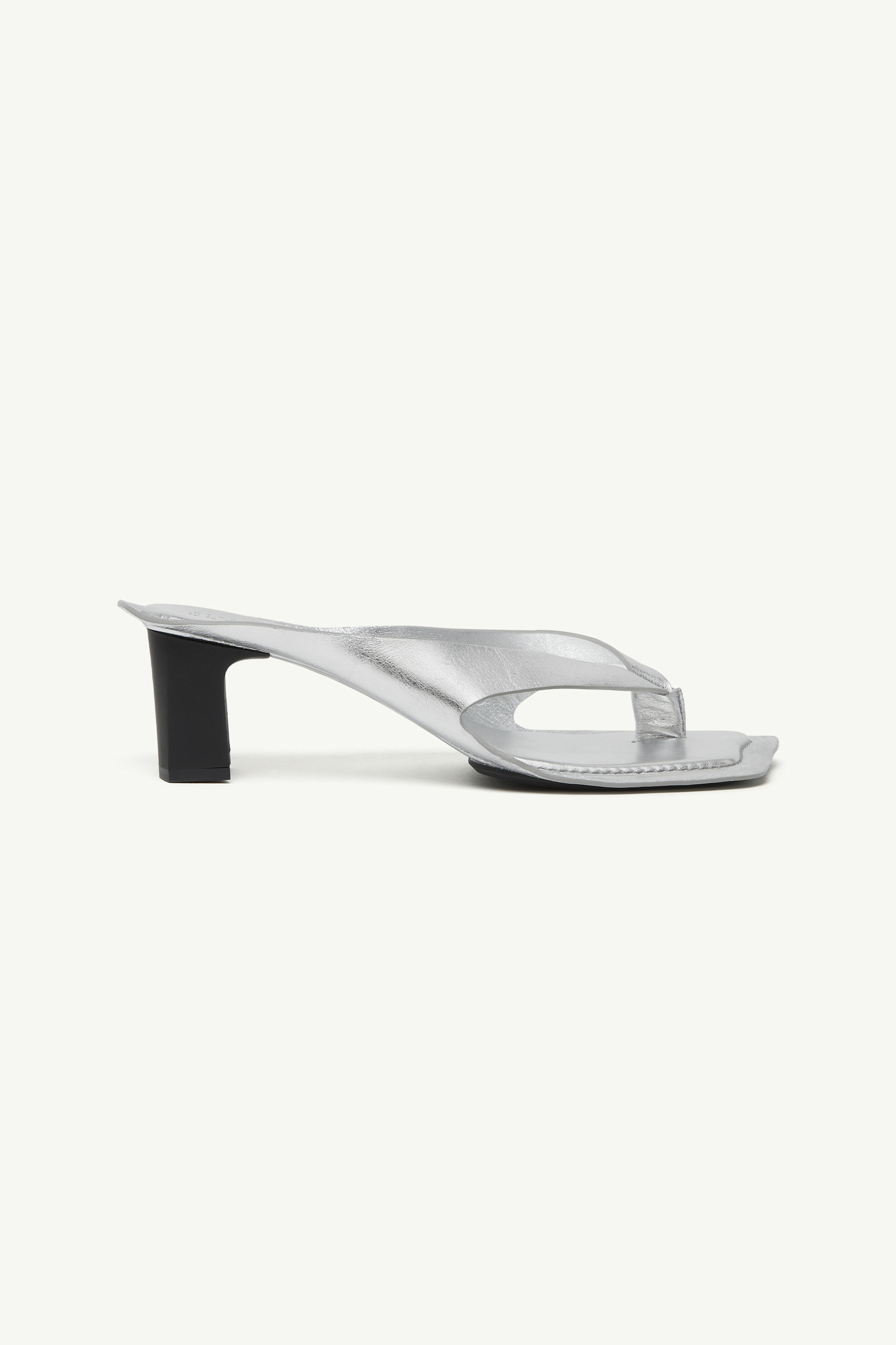 Anatomic leather flip flop mules