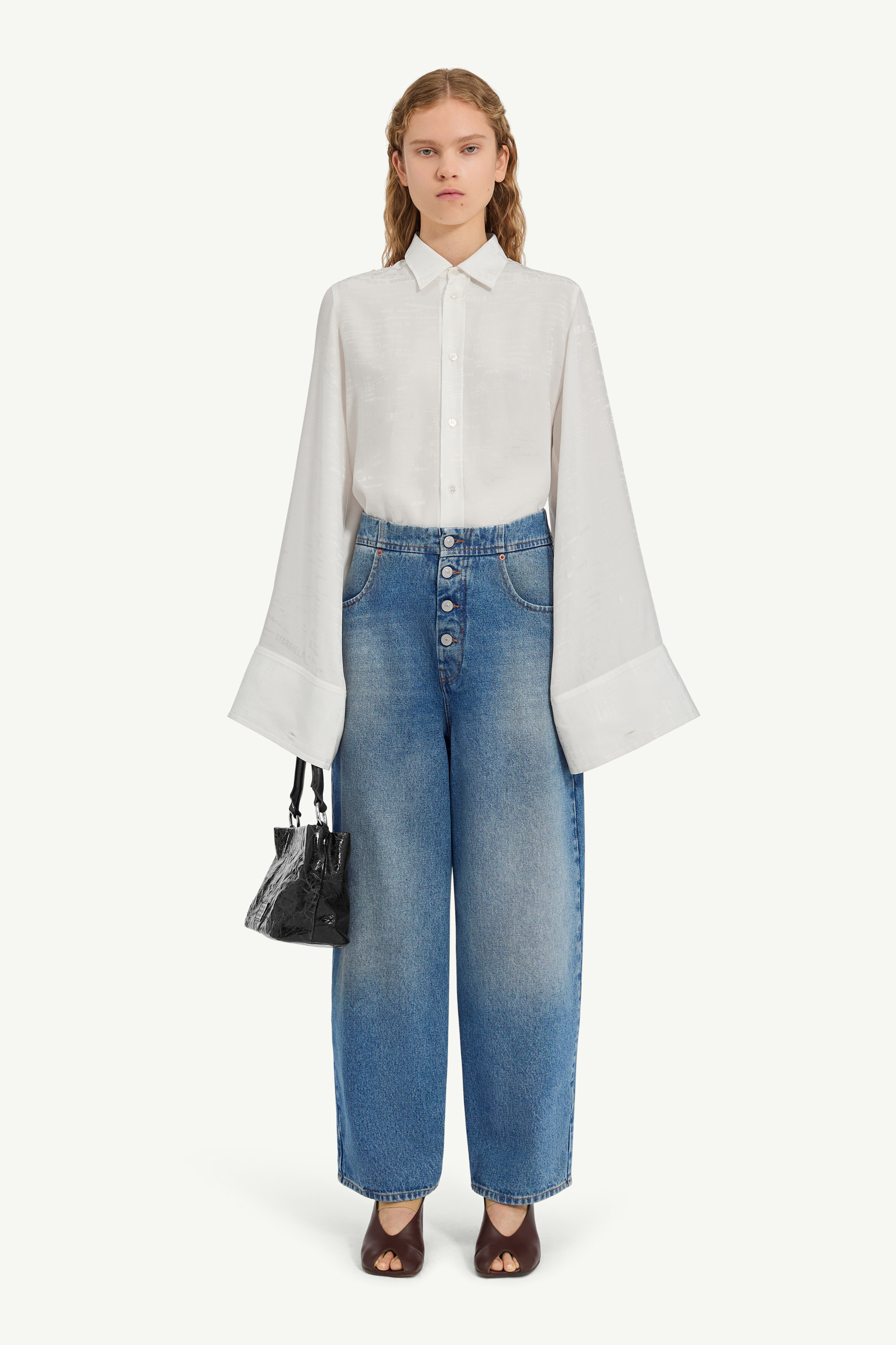 Straight-leg jeans