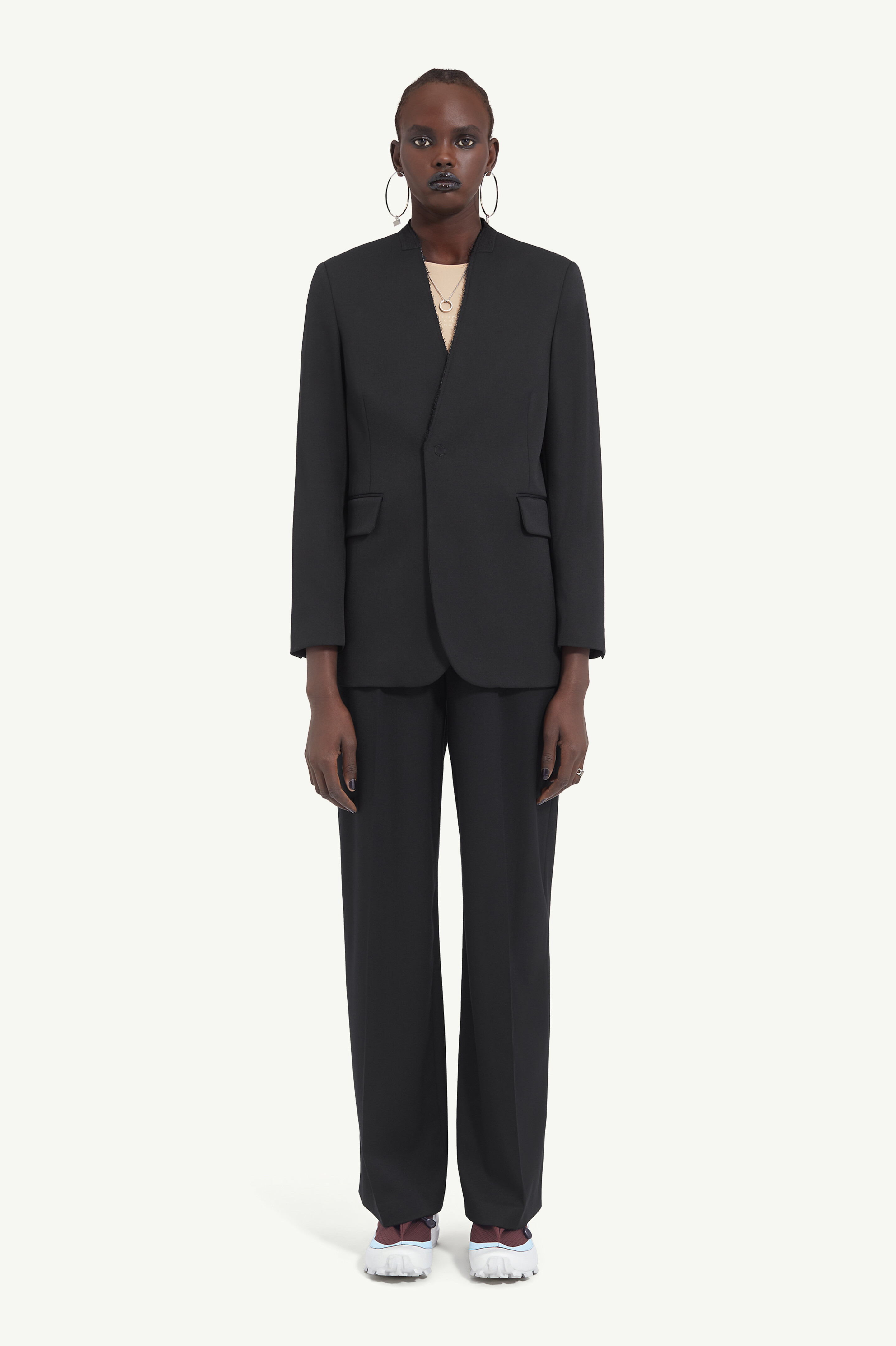 Collarless suit jacket