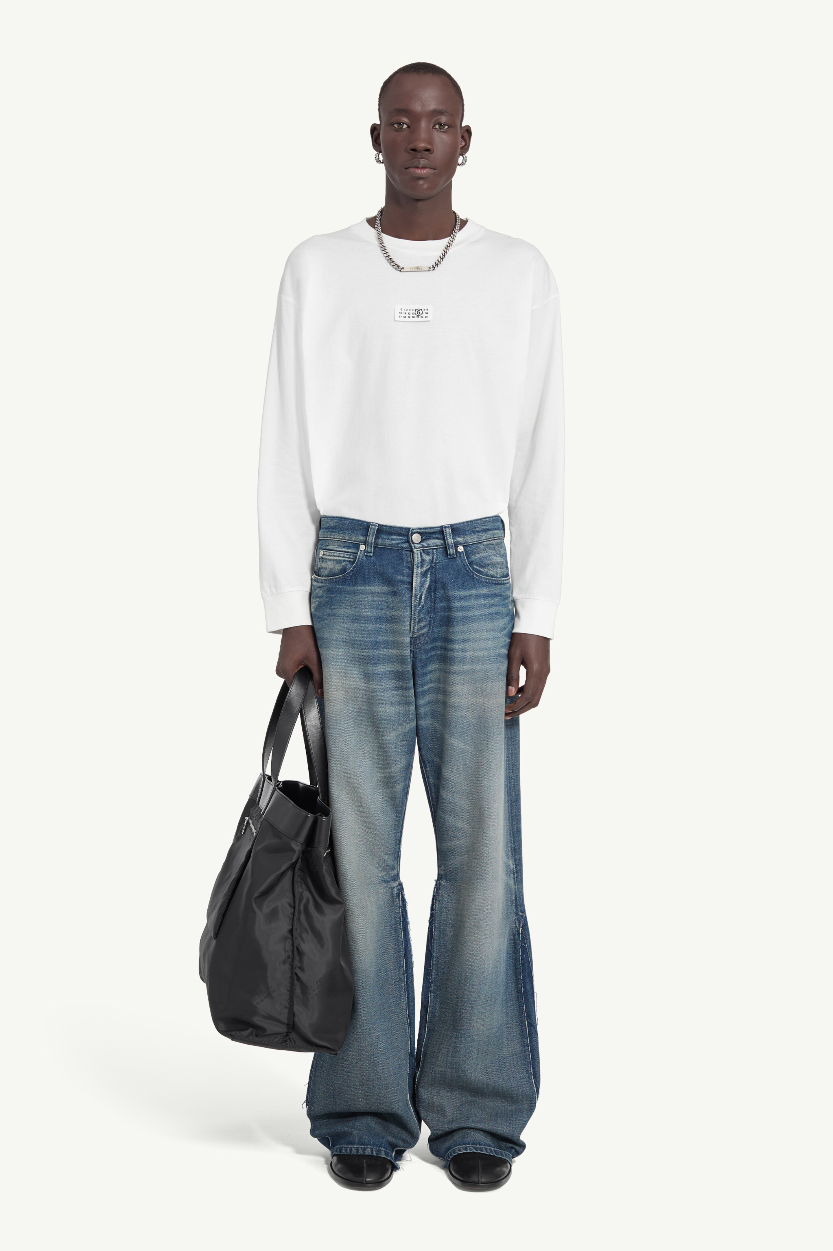 Flared jeans