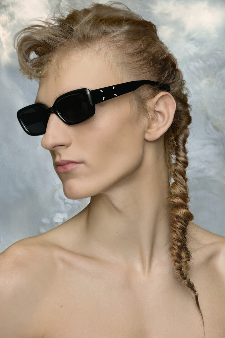 ☆GENTLE MONSTER ✕MaisonMargiela MM106☆ Maison Margiela X GENTLE MONSTER】MM106 レザー L01 BLACK
