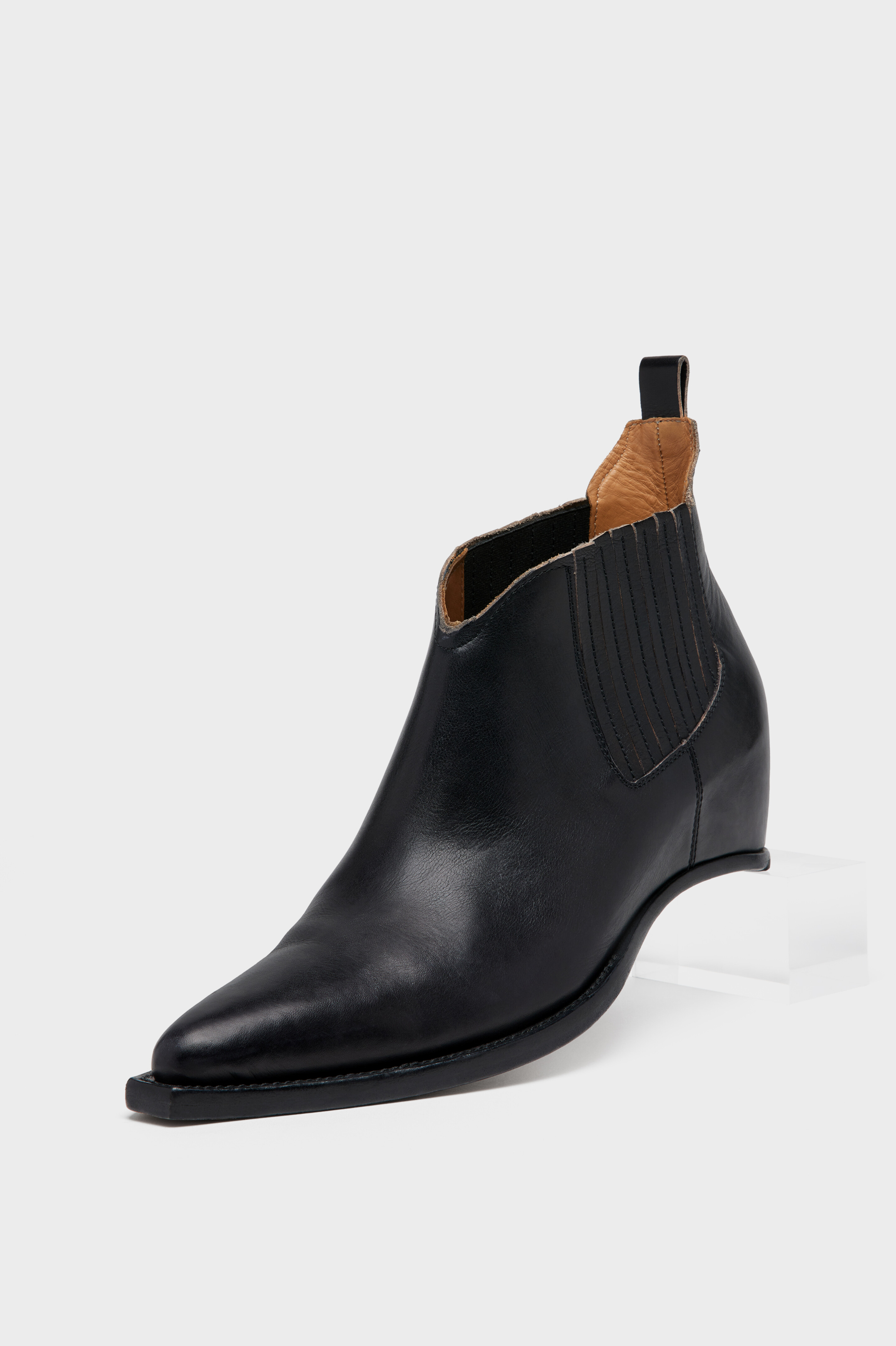 Heel-less Western Chelsea Boots
