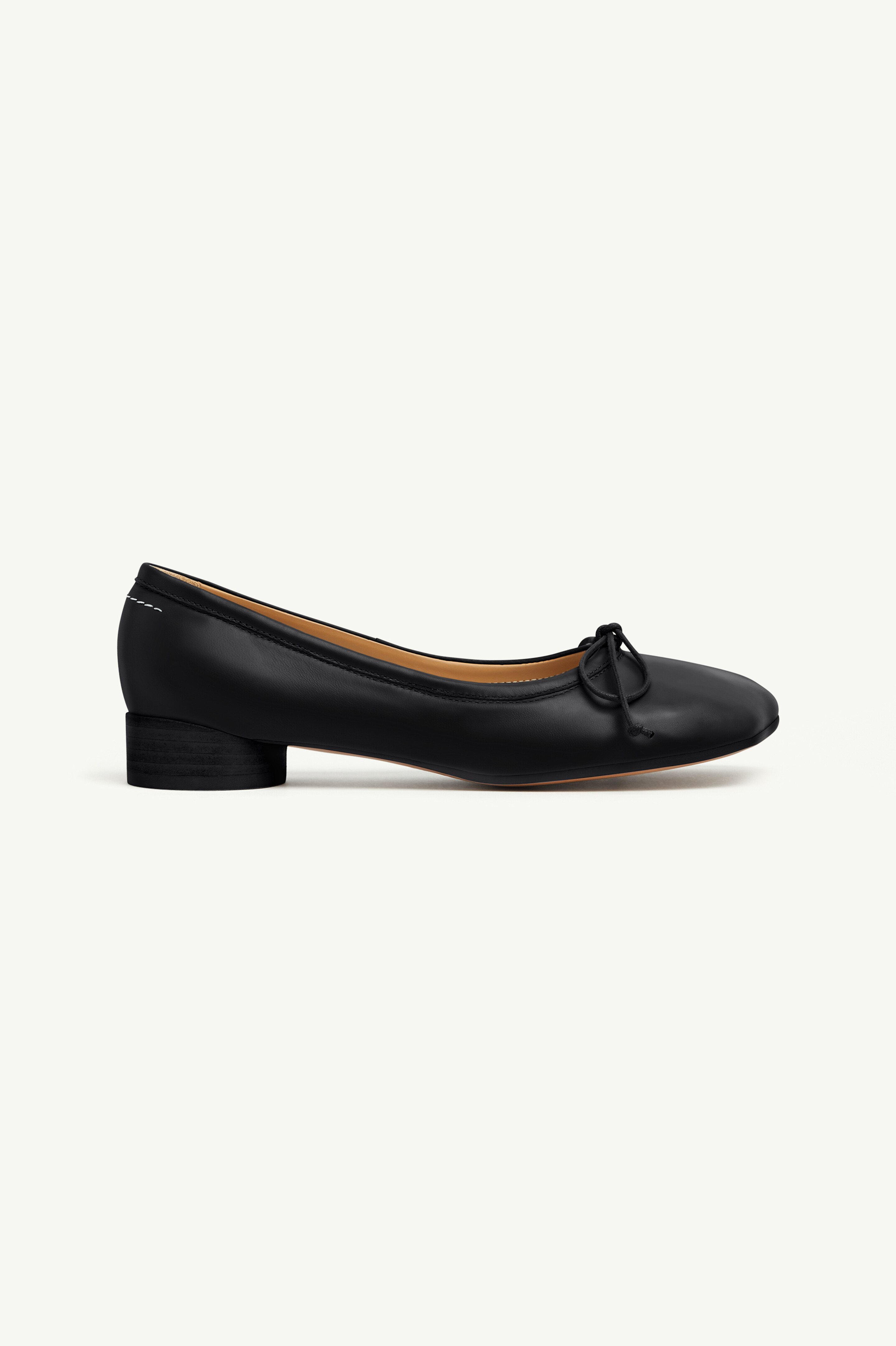 Anatomic ballet flats