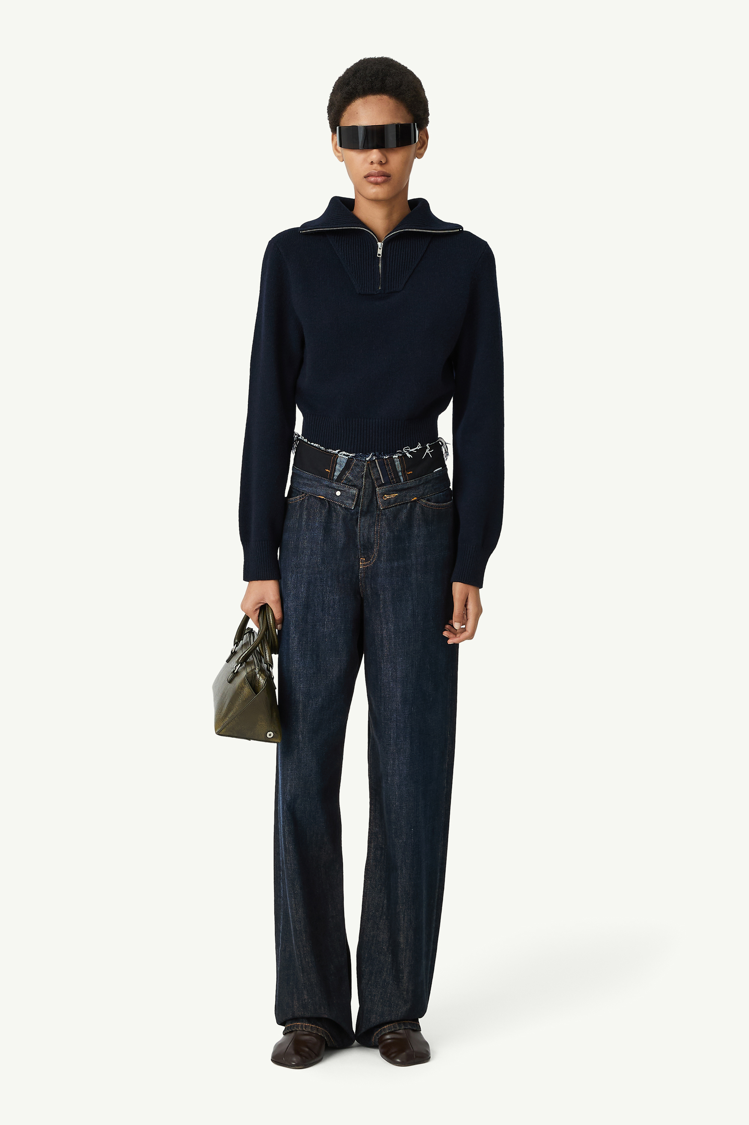 Jeans mit nicht vern&auml;htem Bund