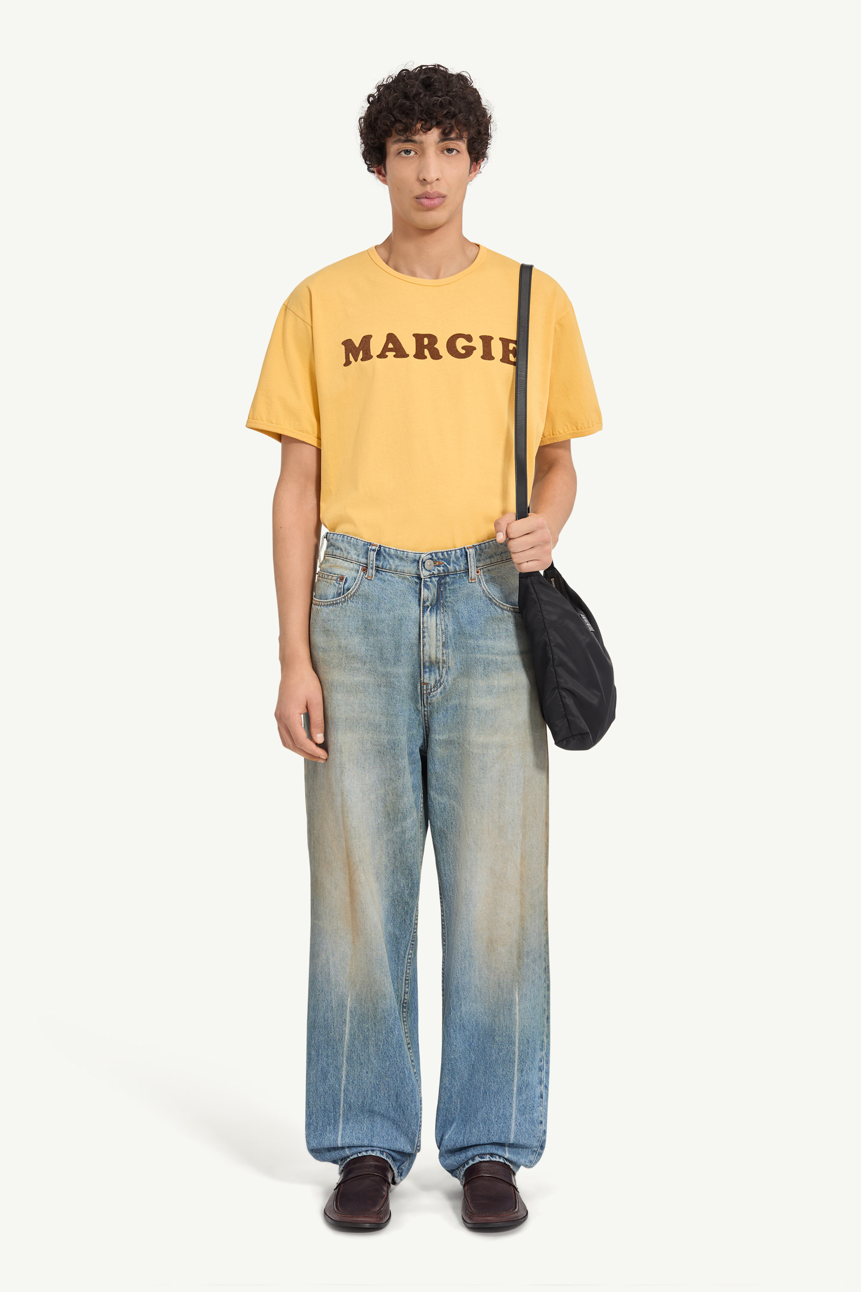 Straight-leg jeans