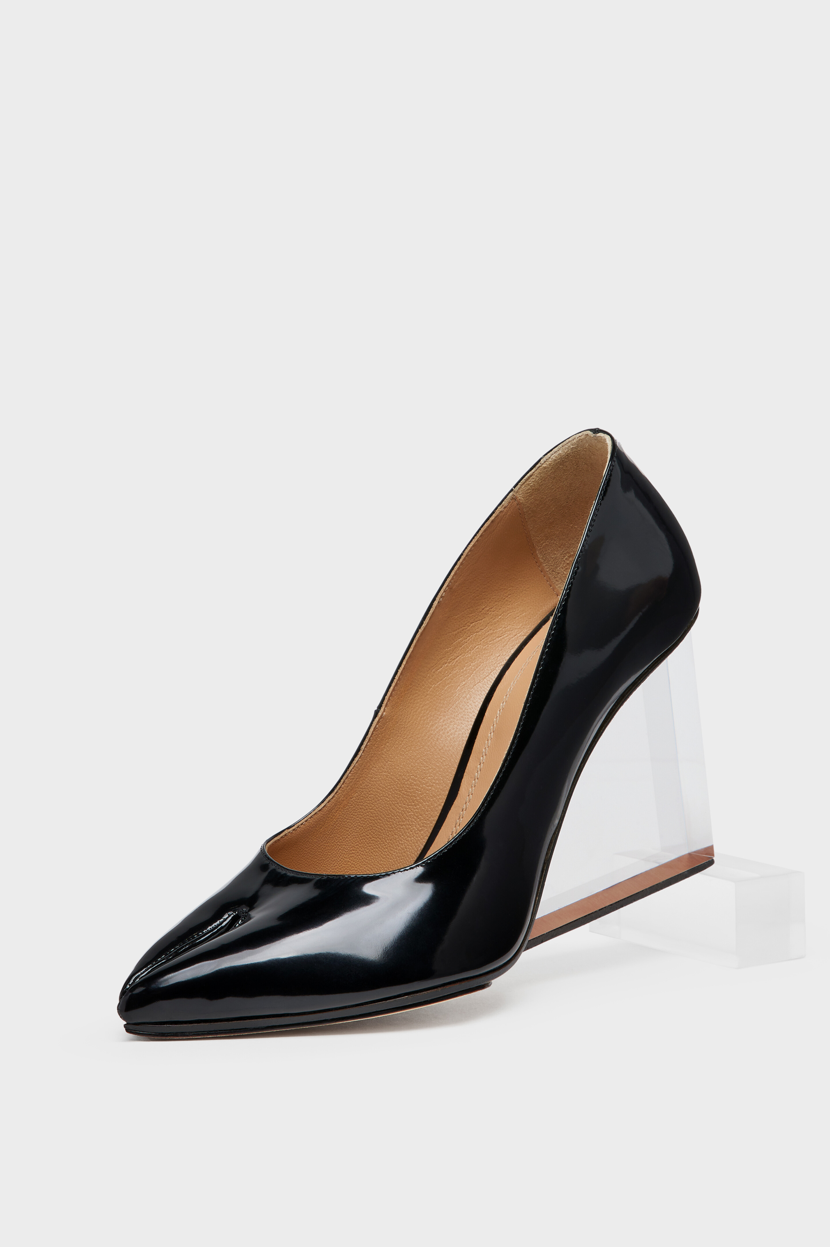 Tabi Claw Plexi Pump