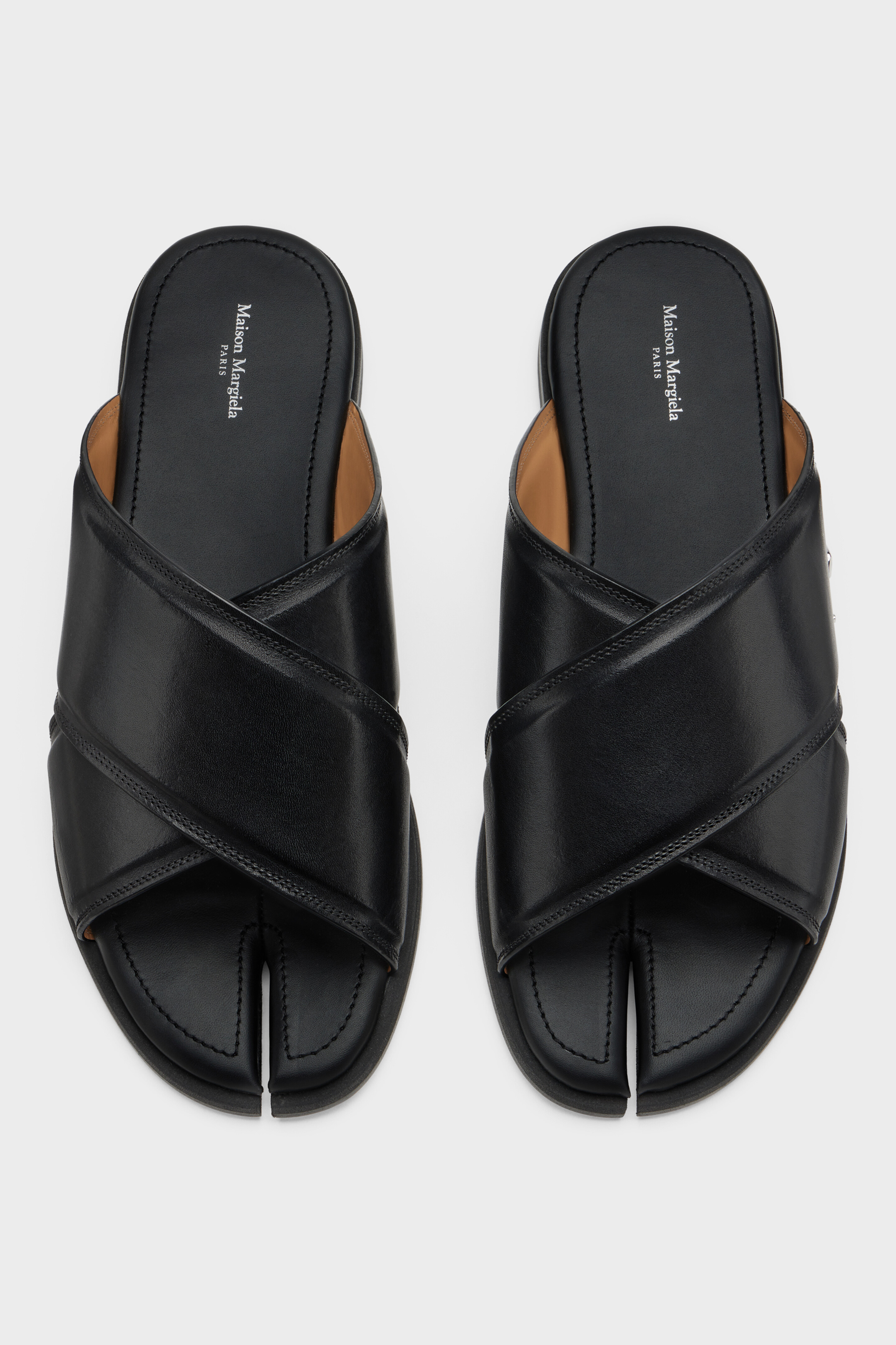 TABI NUMBERS CROSSED SANDAL