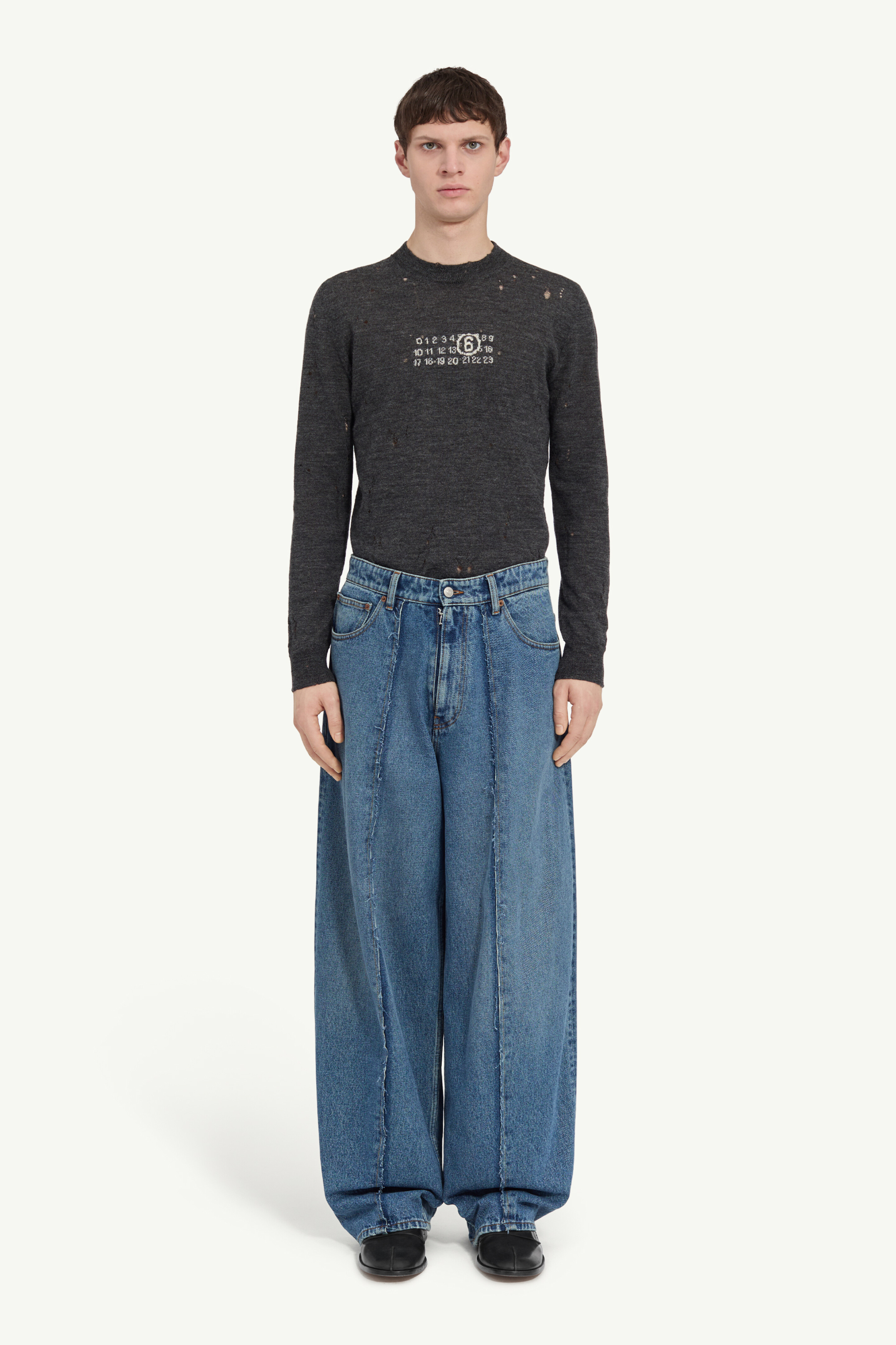 Wide-leg jeans
