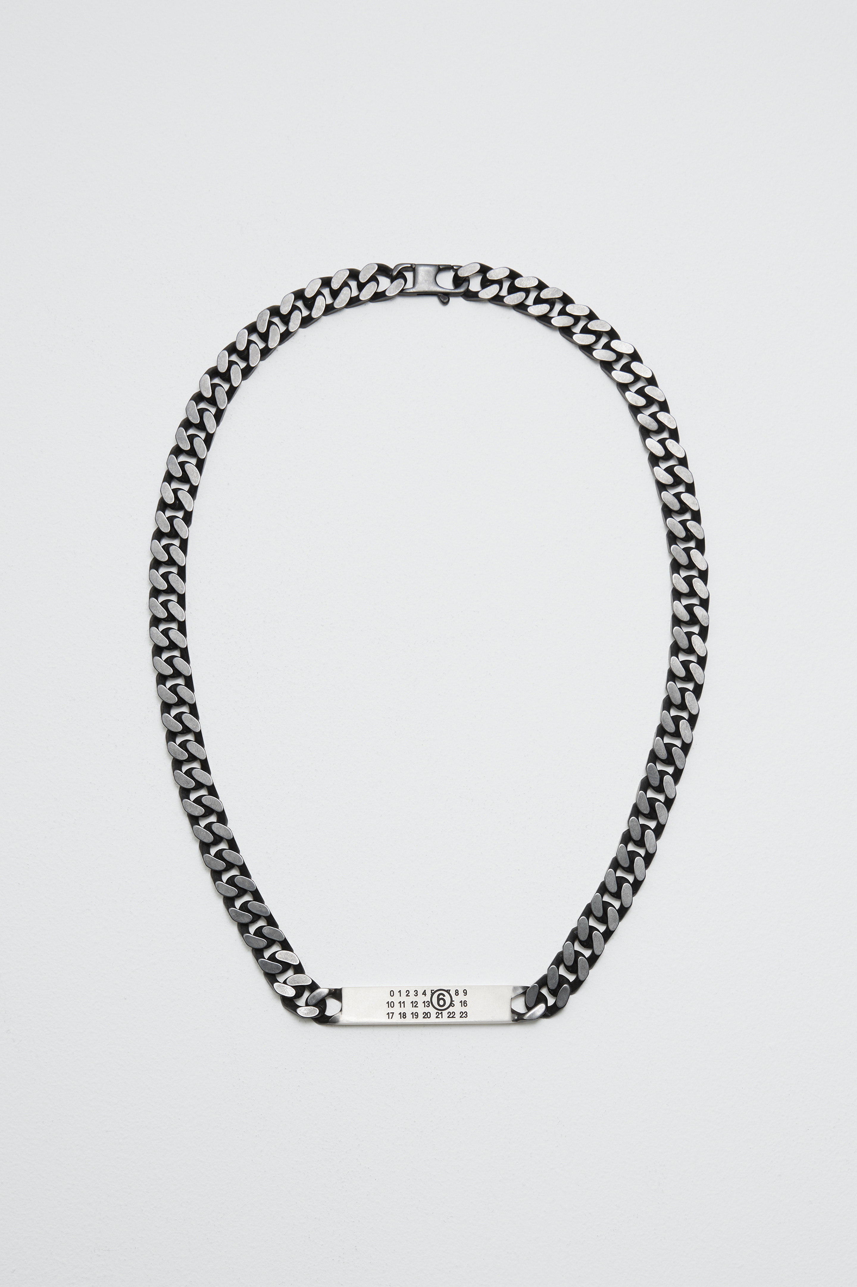 Classic chain necklace