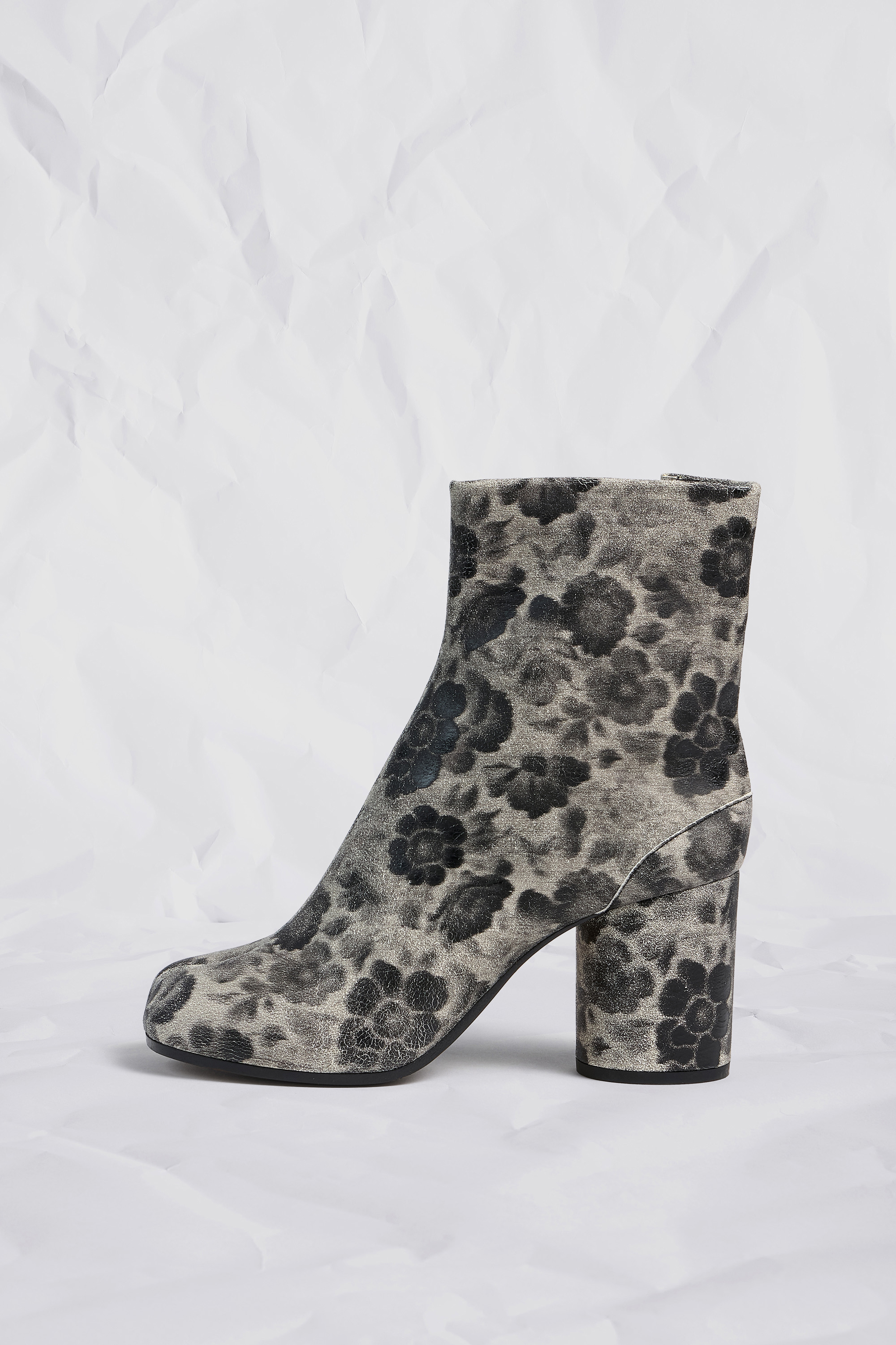 Tabi Ankle Boots Crackle Flower Print