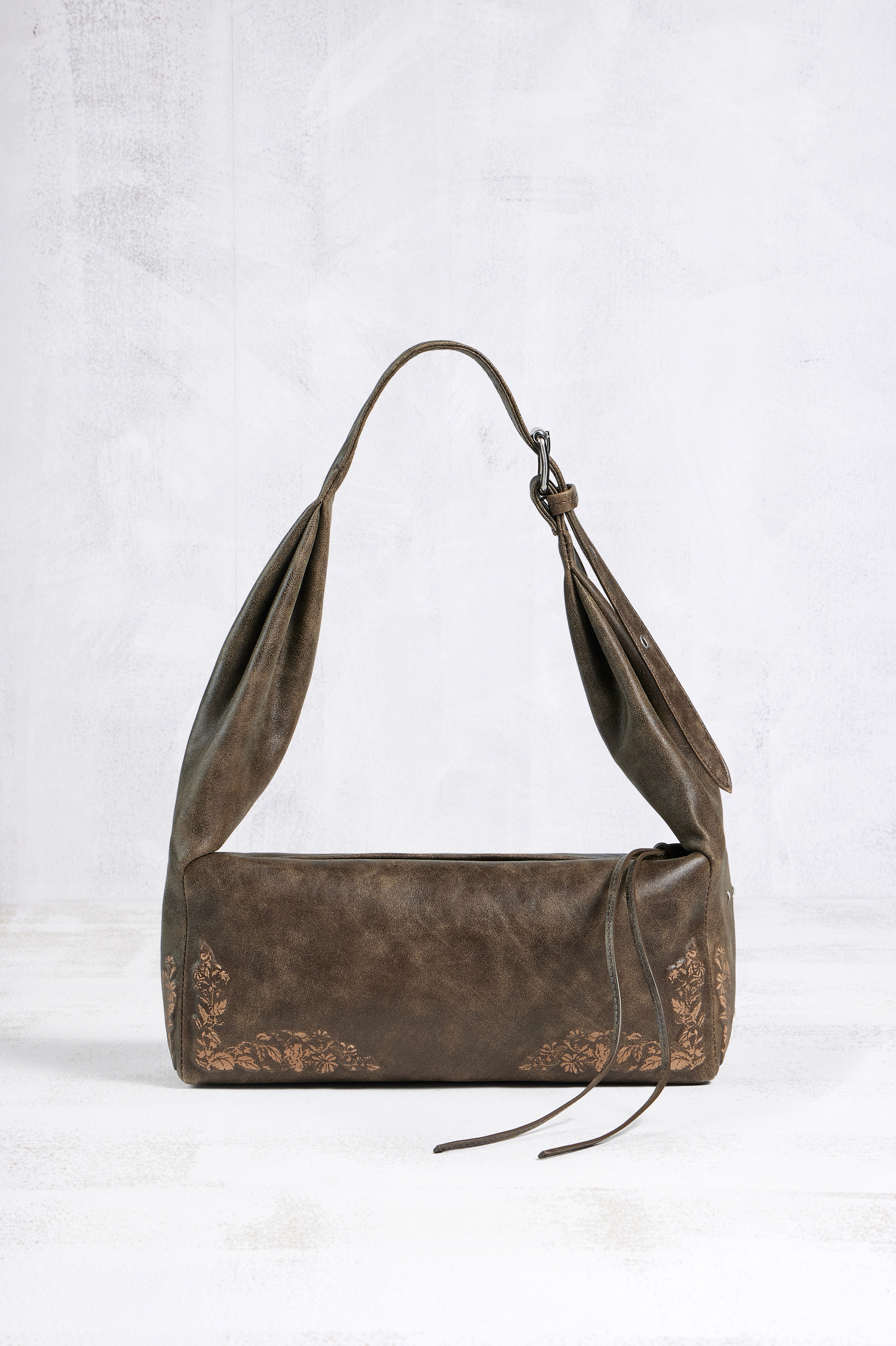 Box Bag East West Medium