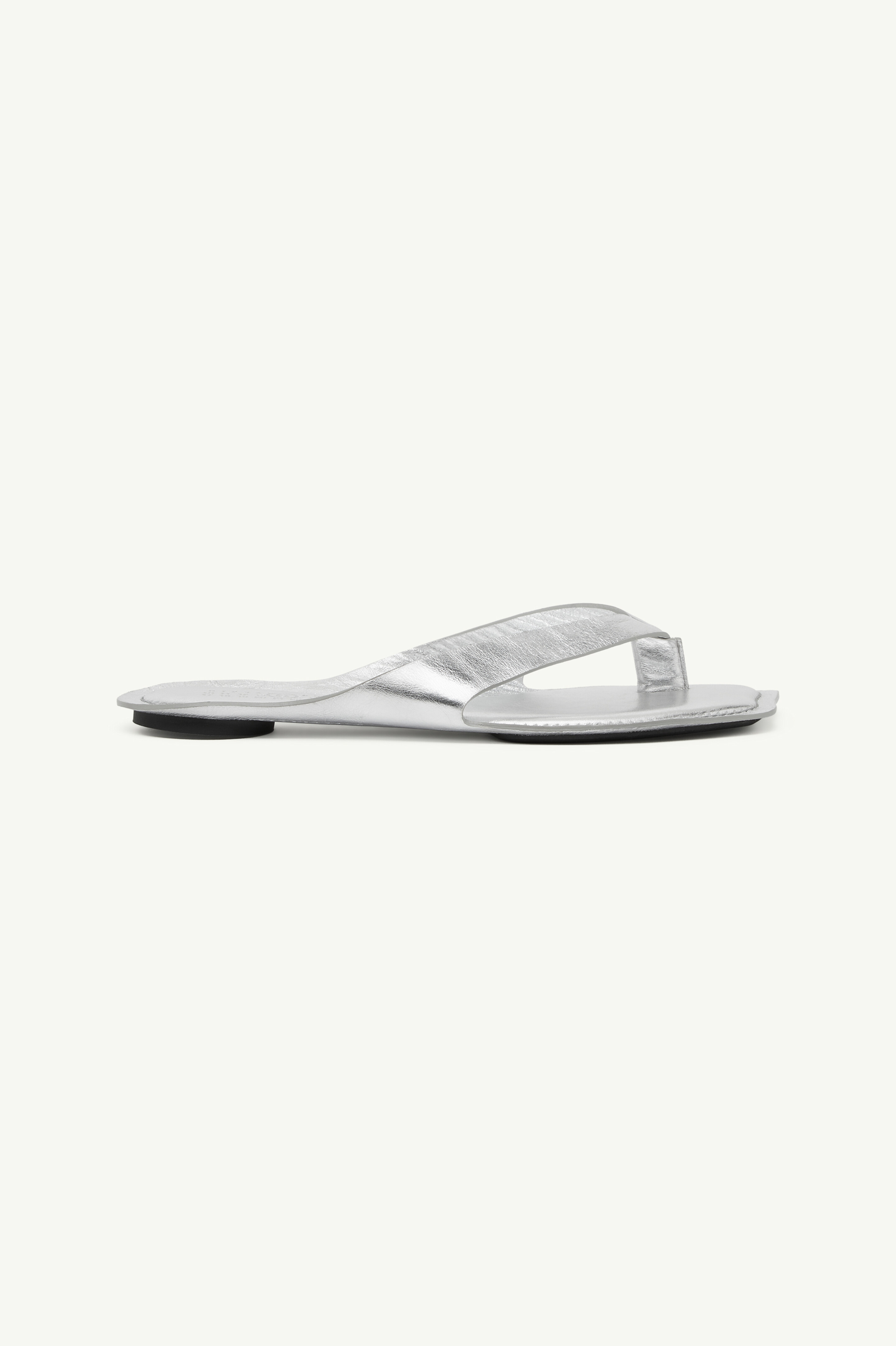 Anatomic leather flip flops