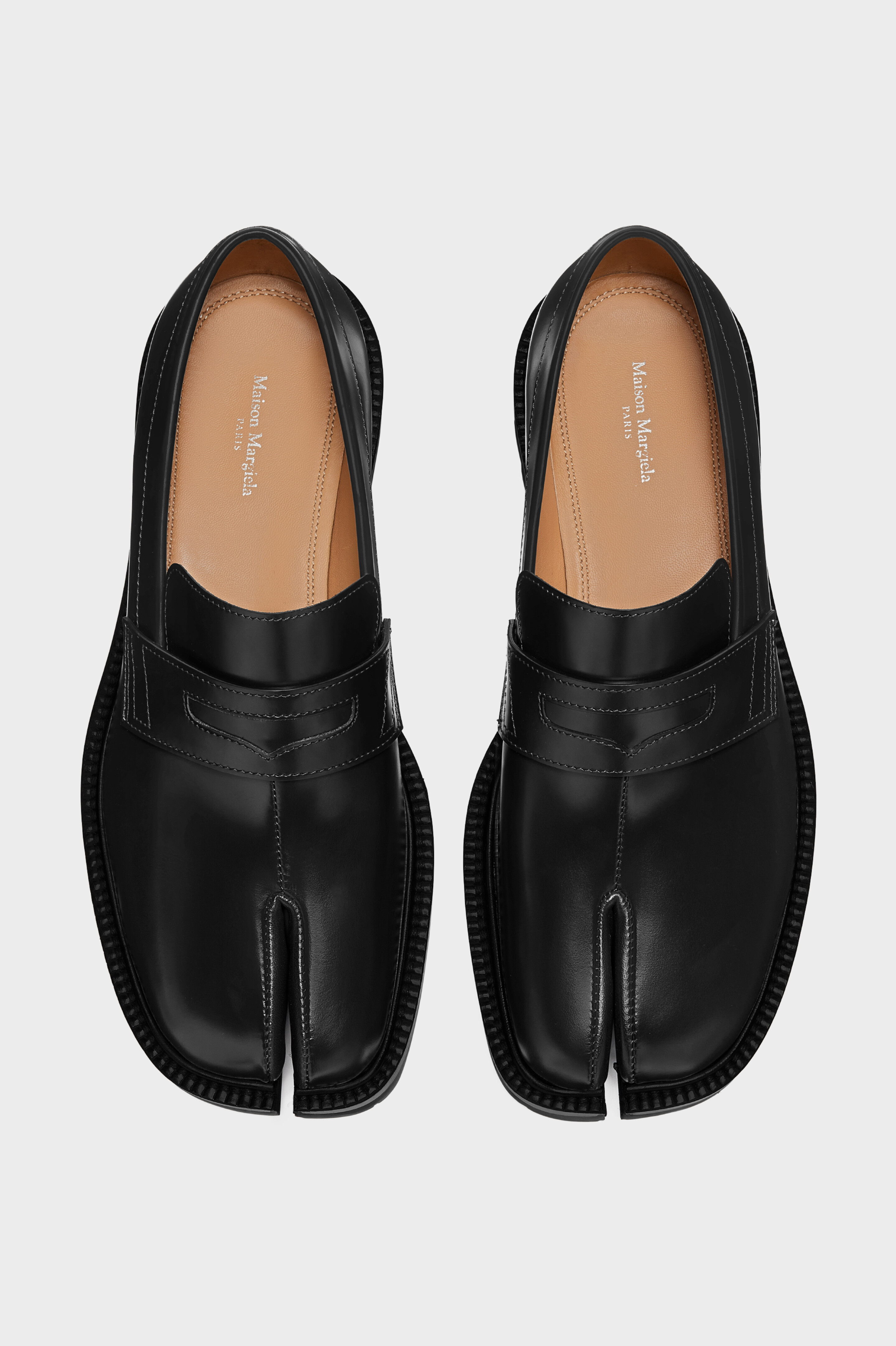 maison margiela tabi パテント ローファー Men's Black Leather Tabi Loafers | Maison Margiela