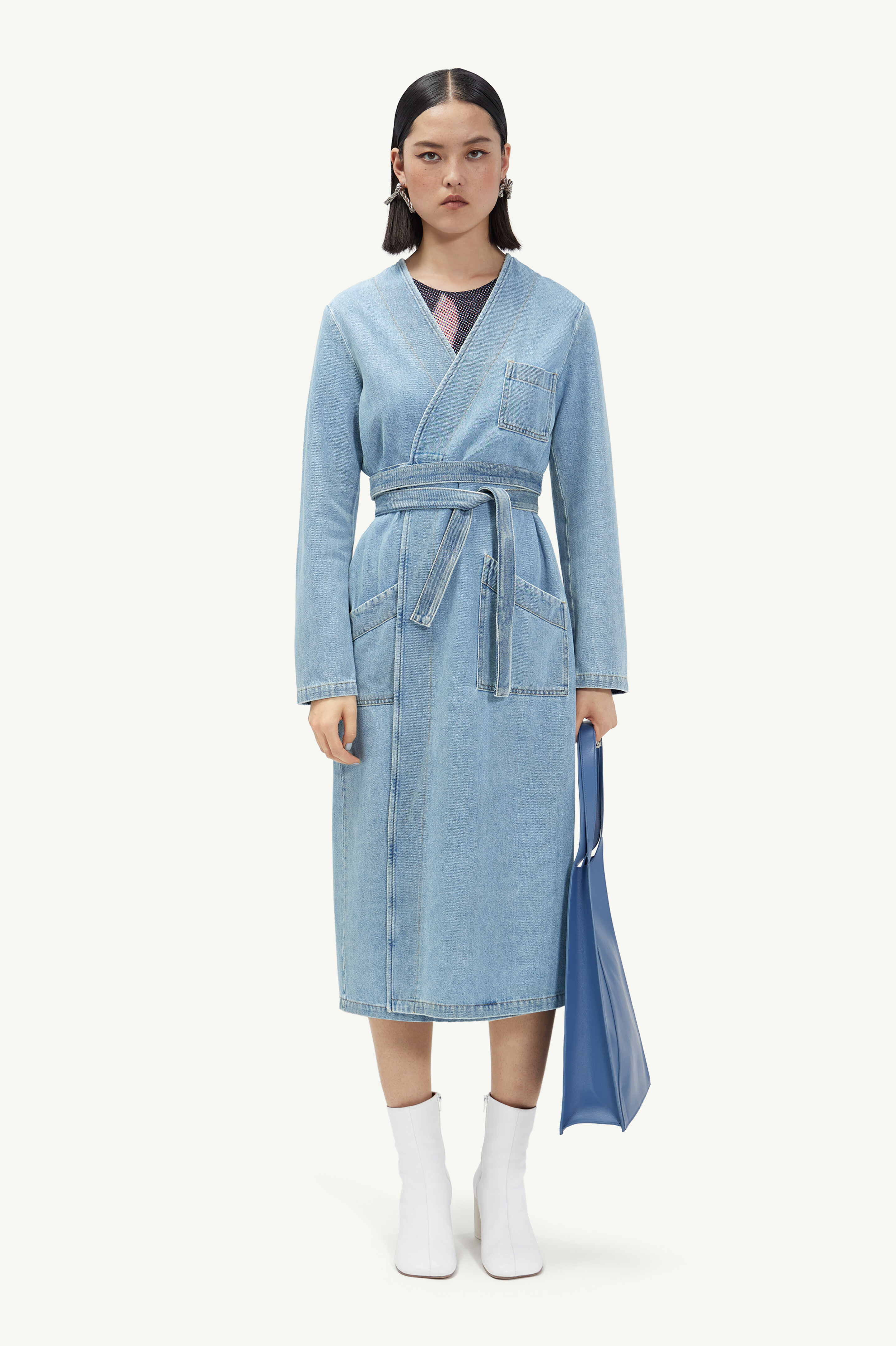 Collarless trench coat