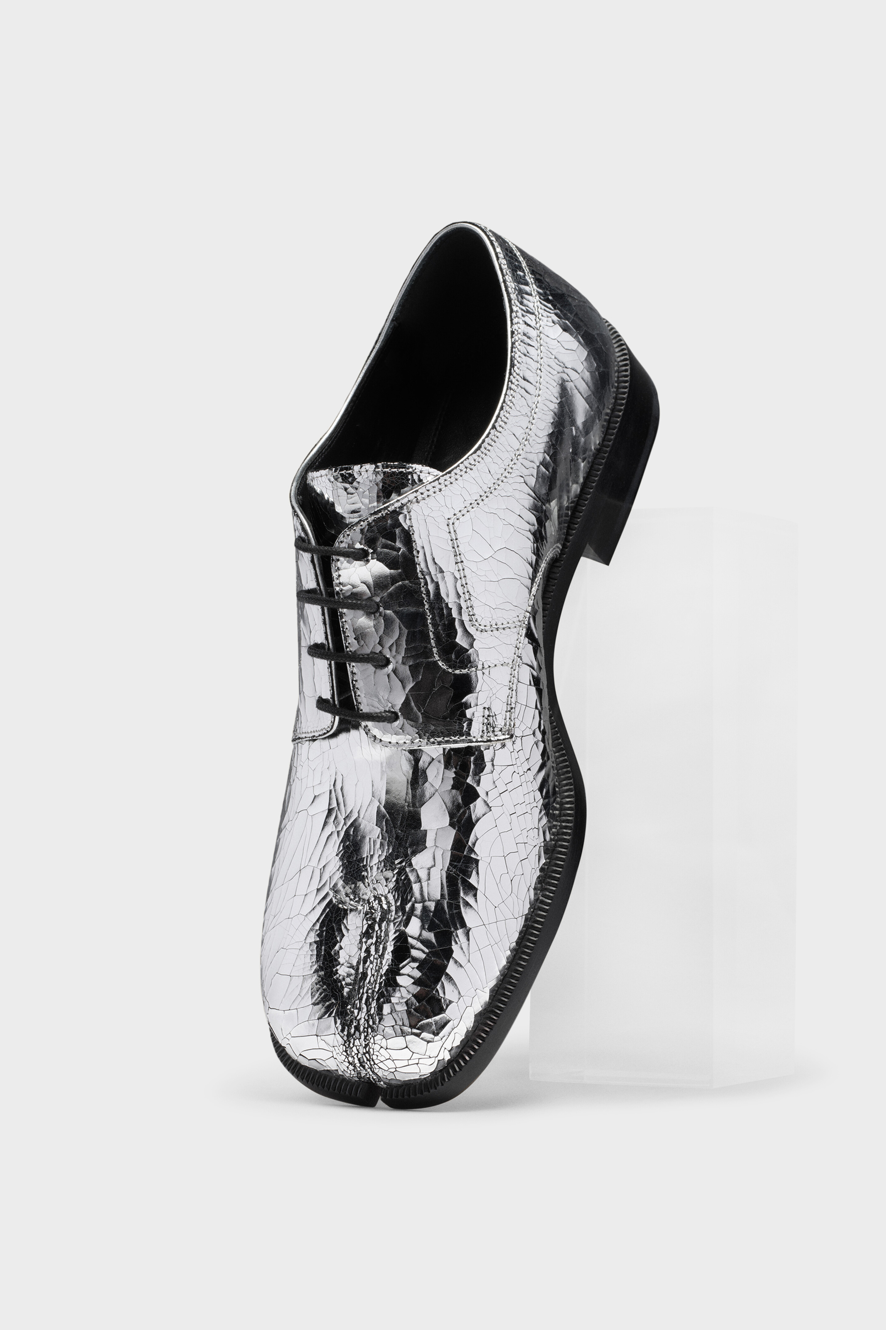 Tabi broken mirror lace-ups