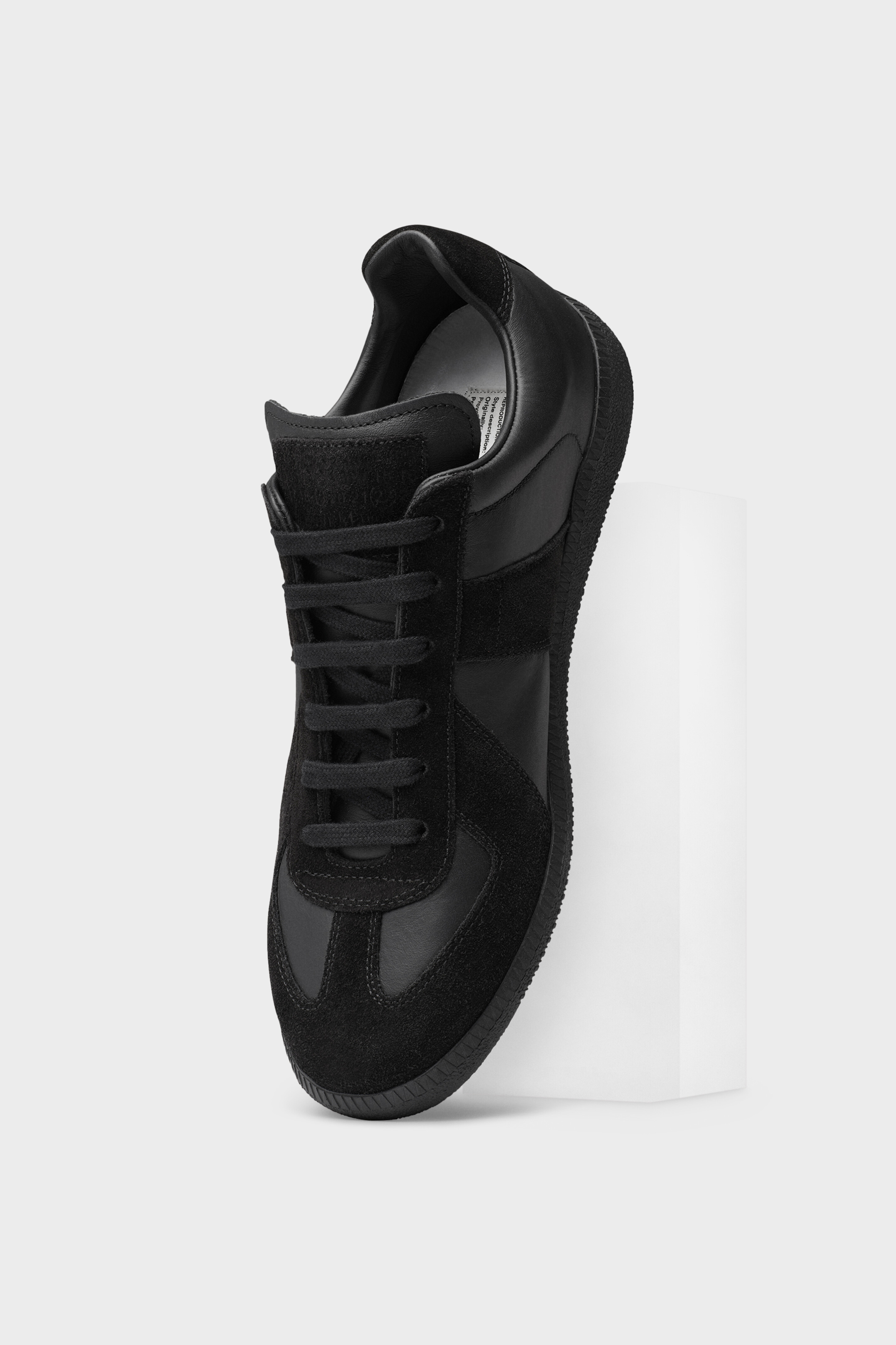 Replica sneaker