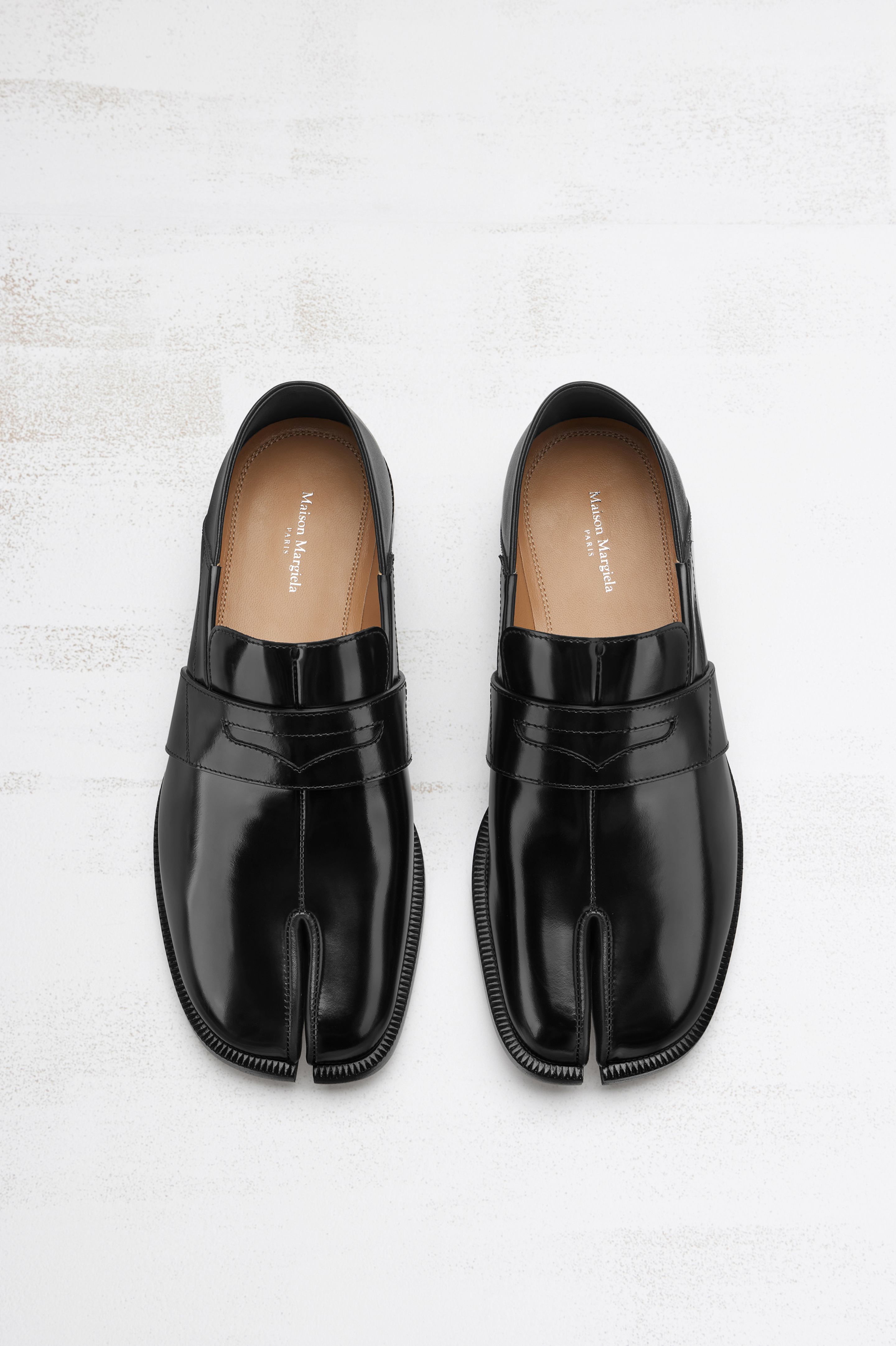 Tabi loafers