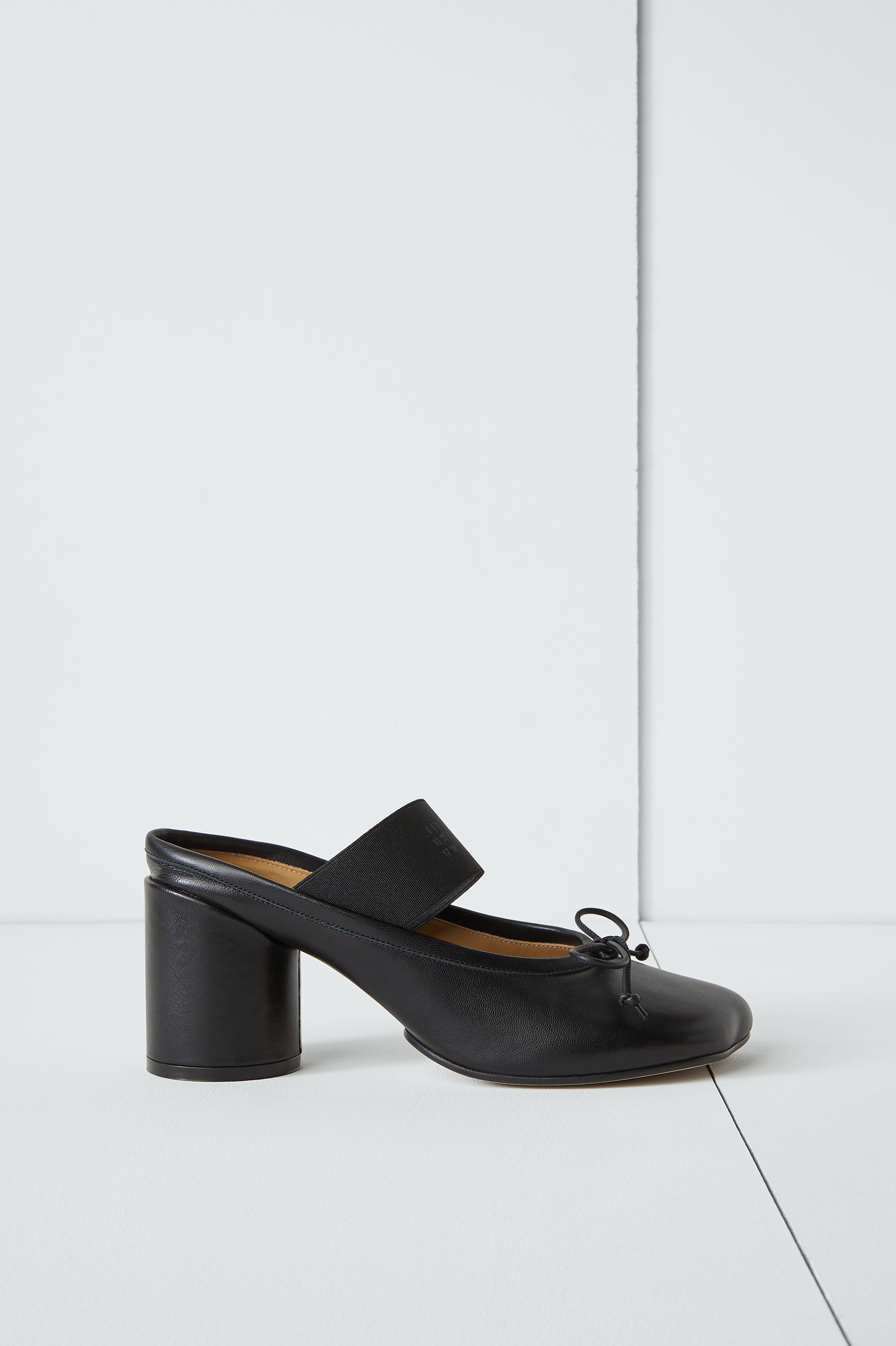 Anatomic Numeric Sandals