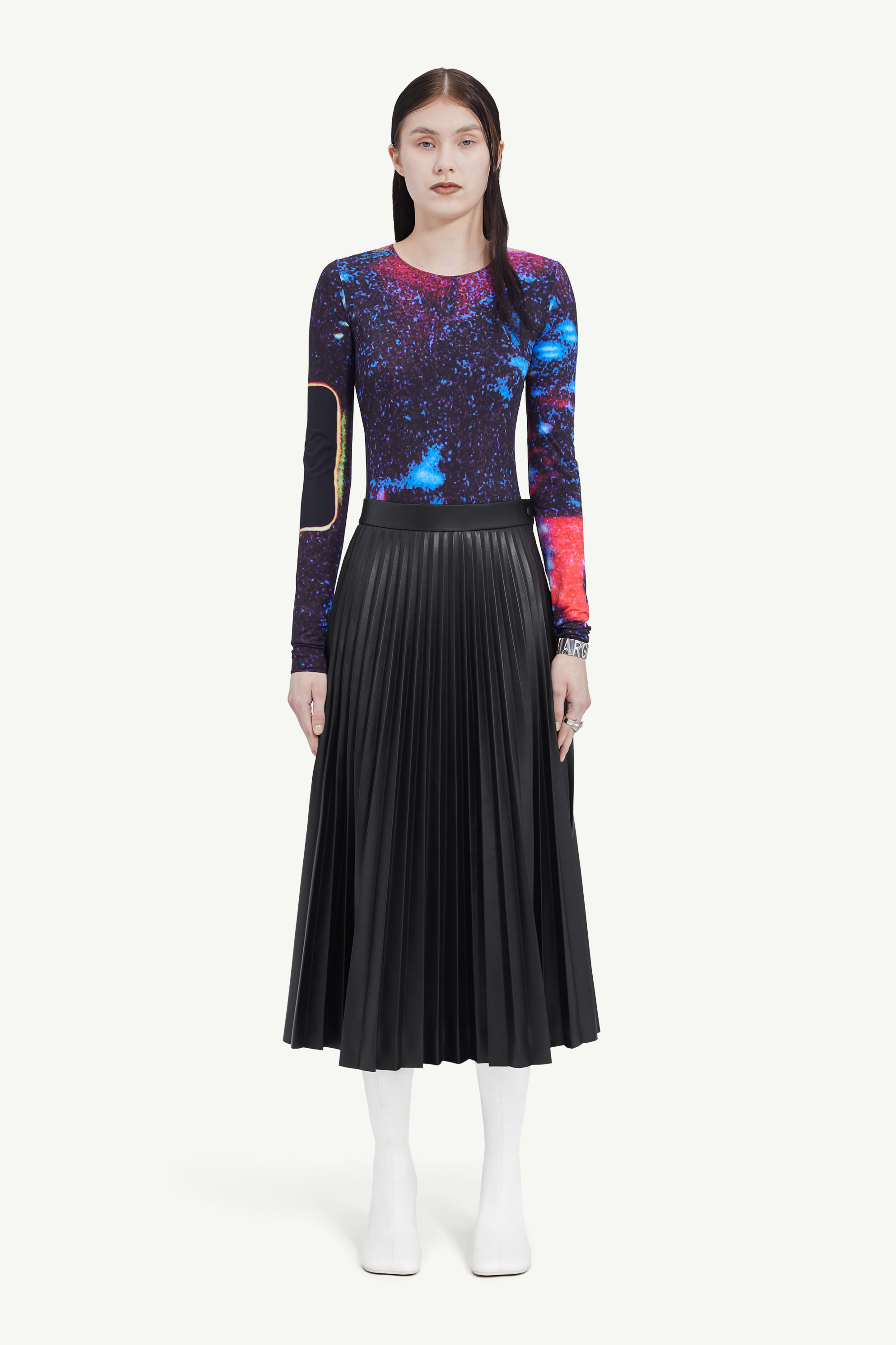 Pleated skirt