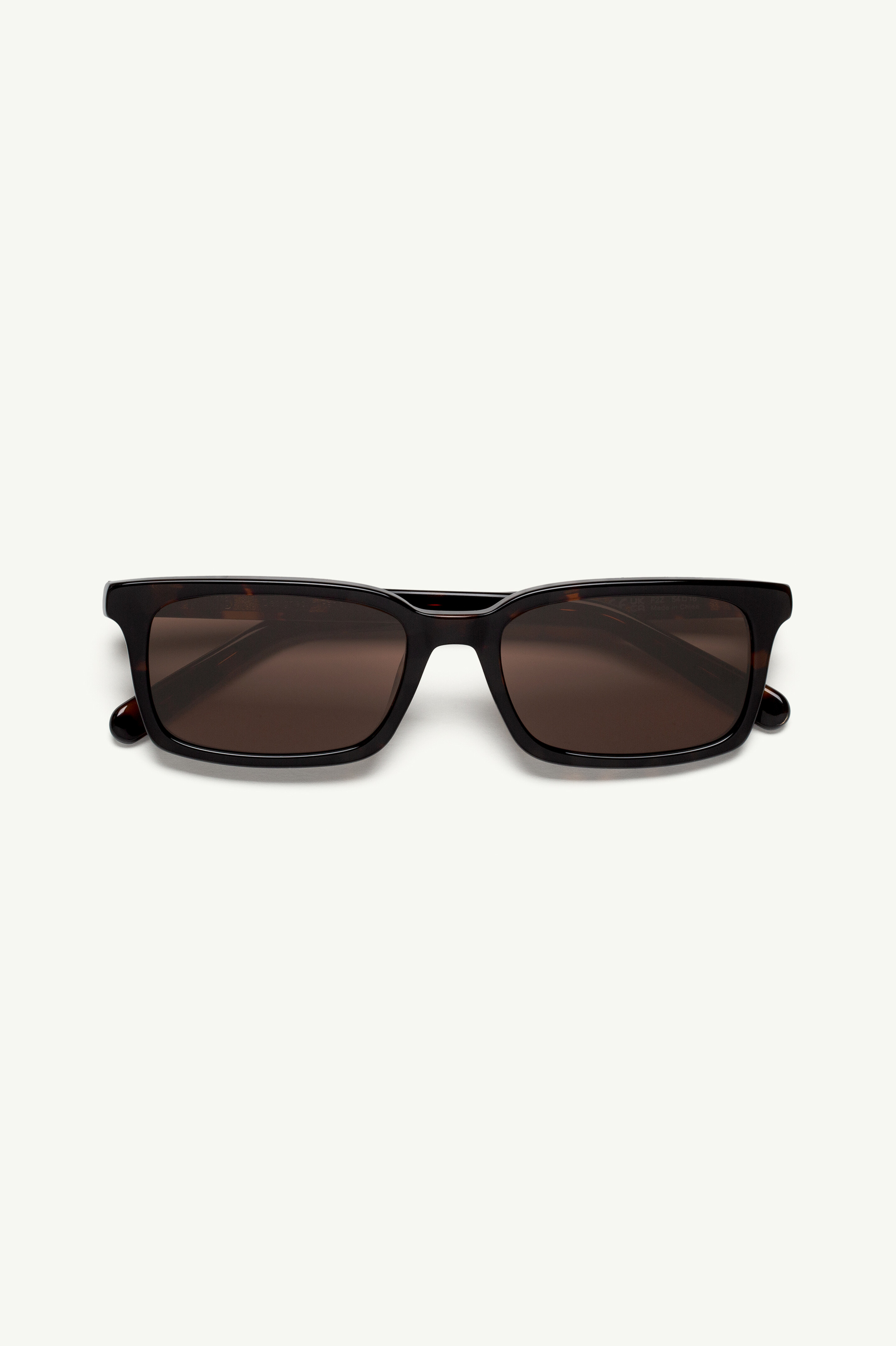Linear-frame sunglasses