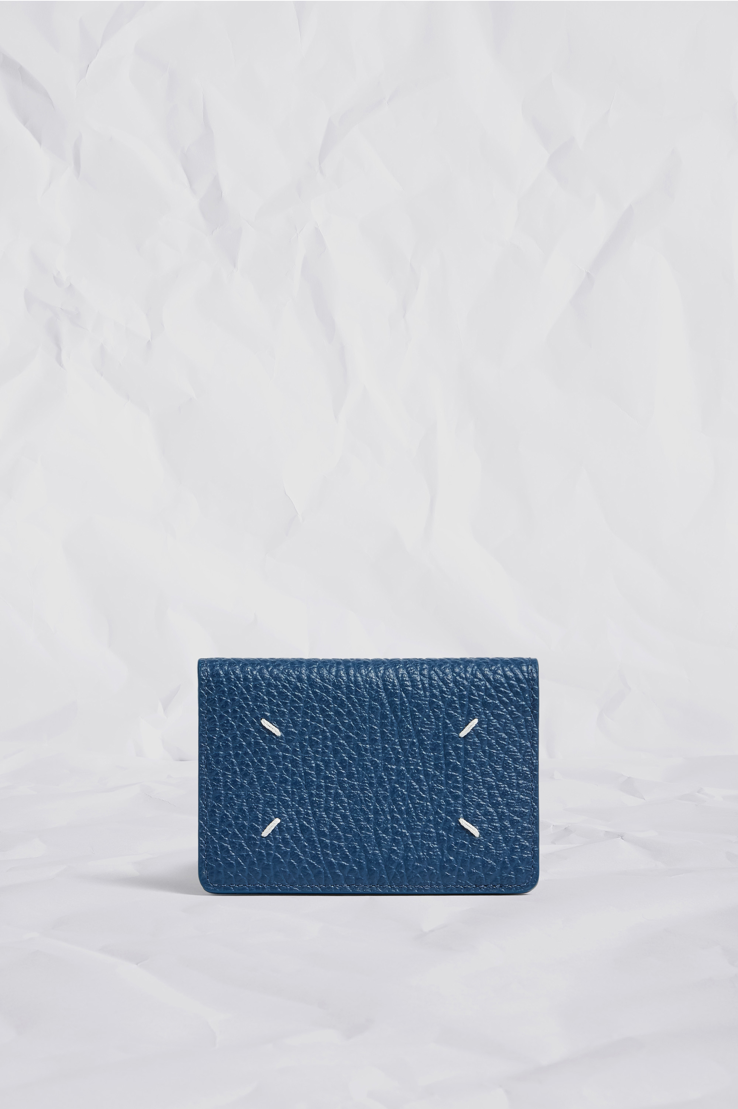 Four stitches cardholder